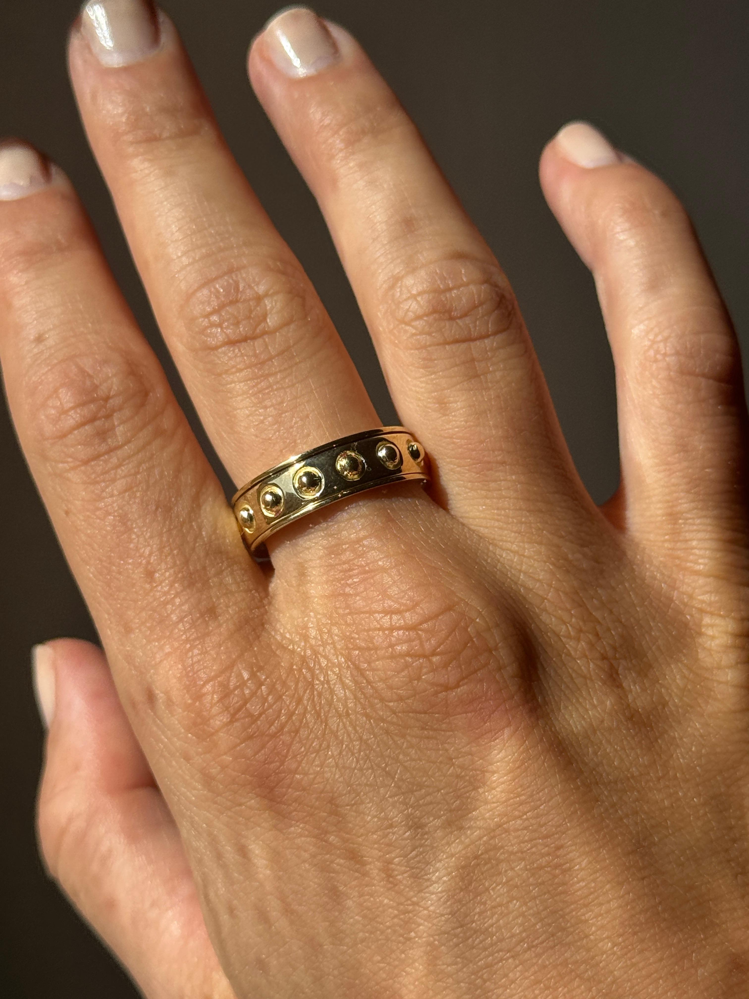 Rossella Ugolini 18k Gelbgold zwei rotierenden Bands Mann kein Stress Ring im Angebot 5