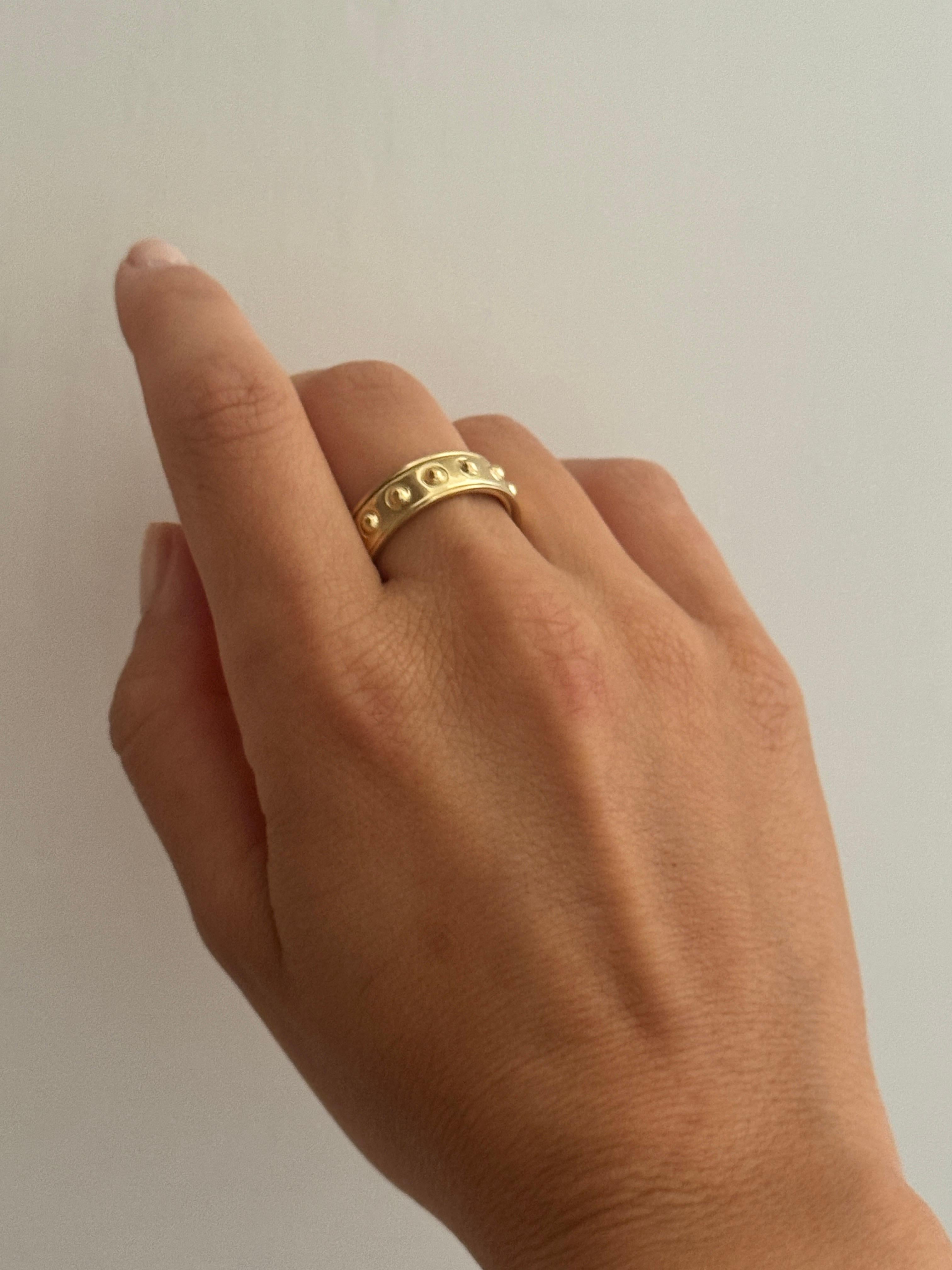 Rossella Ugolini 18k Gelbgold zwei rotierenden Bands Mann kein Stress Ring im Angebot 6