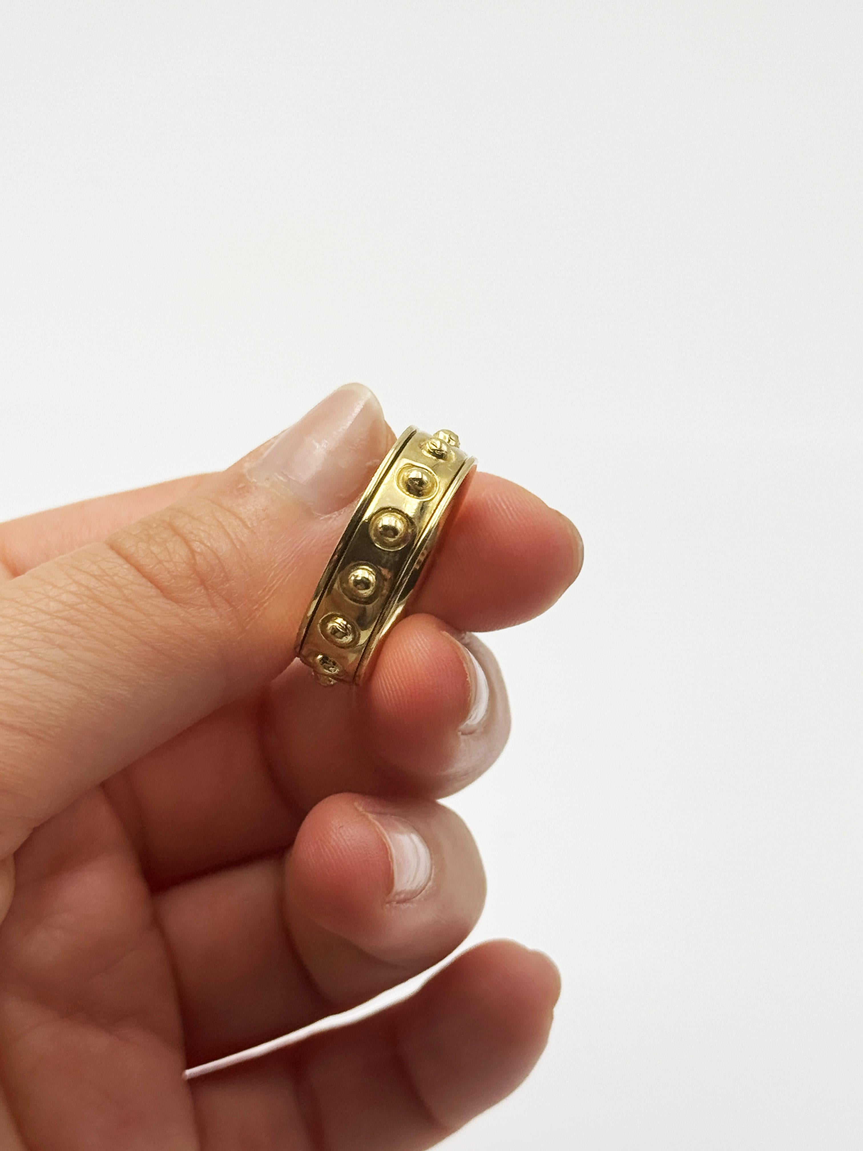 Bague homme sans stress en or jaune 18k à deux anneaux rotatifs Rossella Ugolini en vente 4