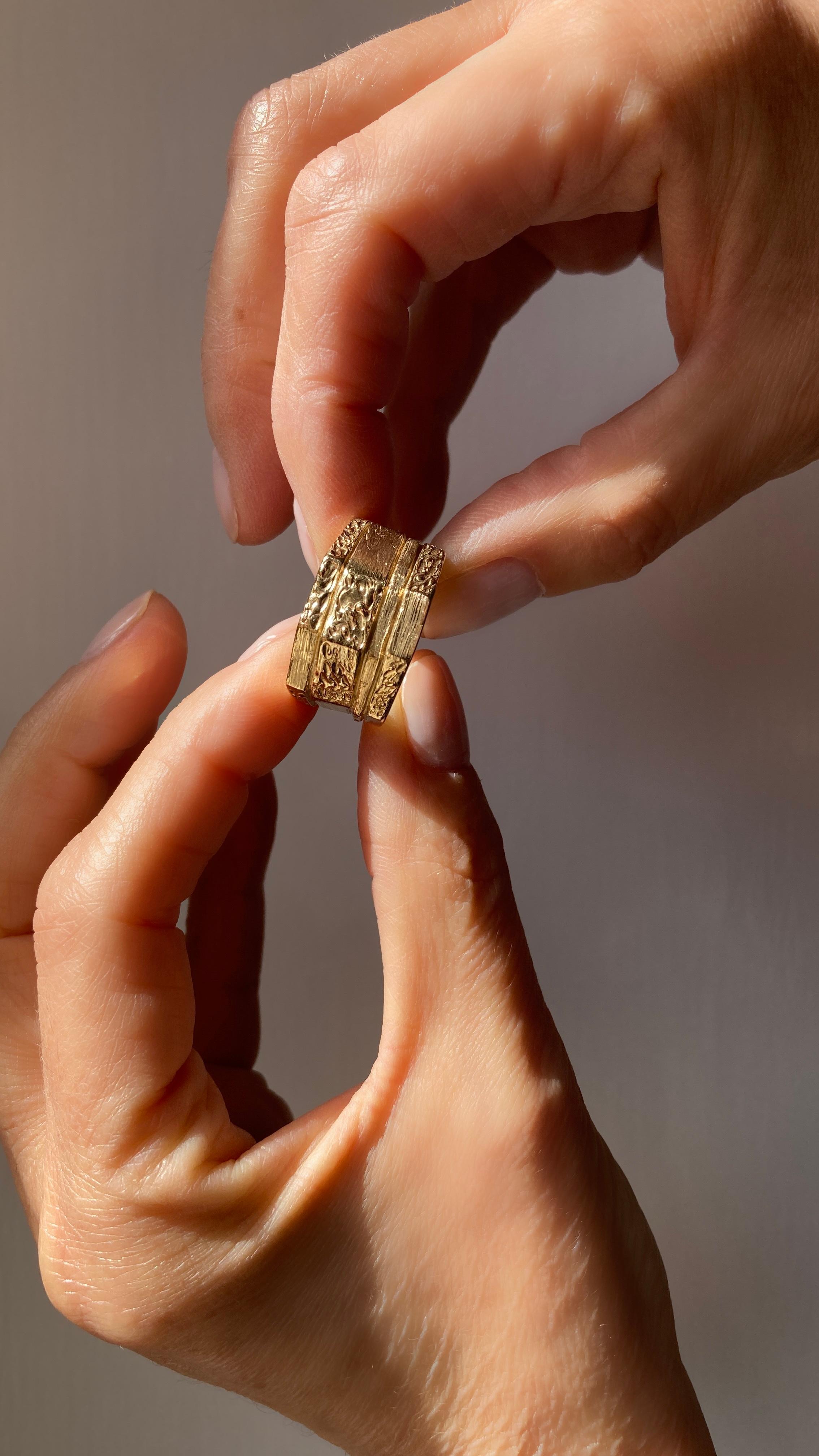 Rossella Ugolini 18K Yellow Gold Unique Handcrafted Man Band Ring For Sale 4