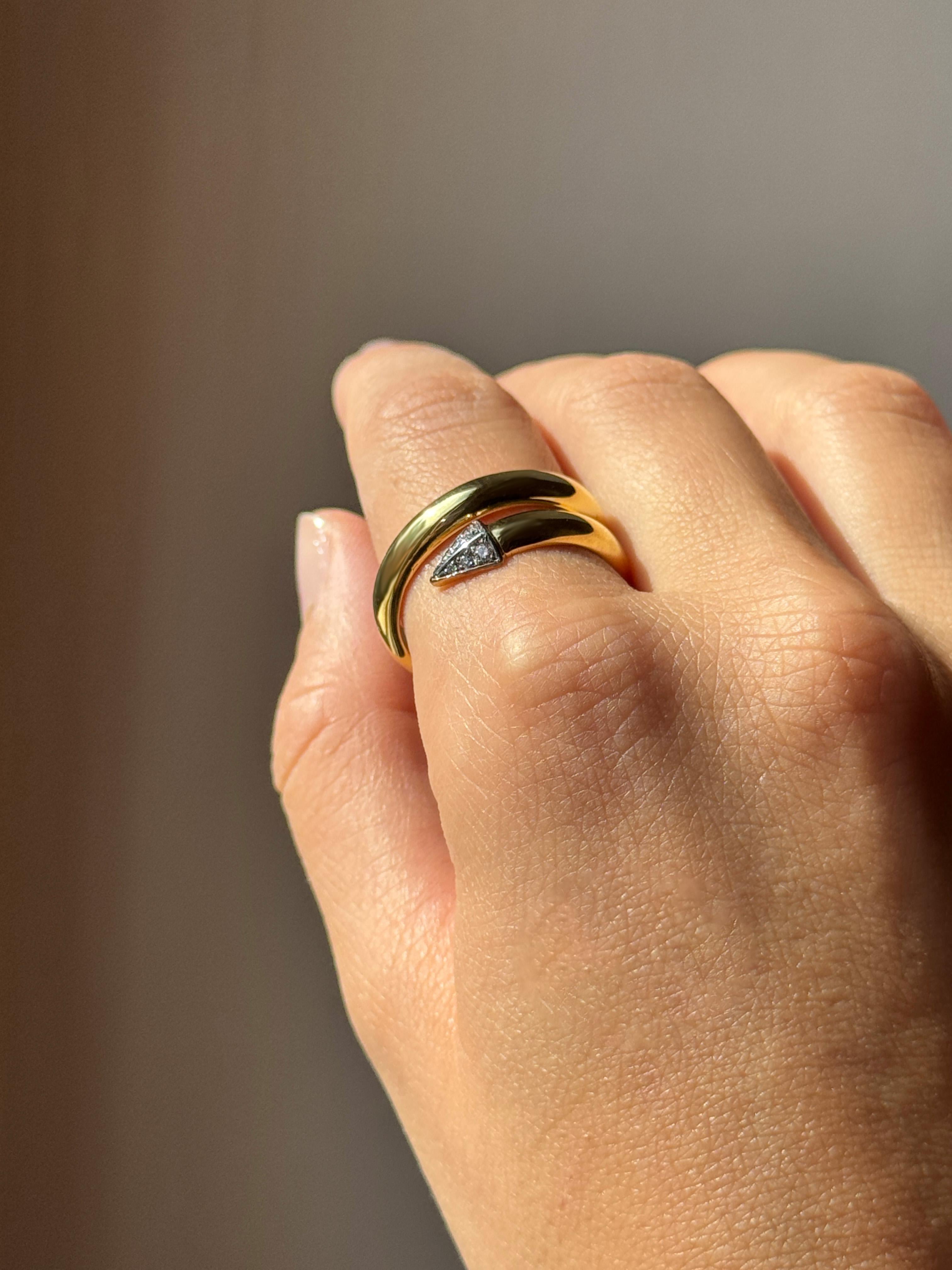 Taglio brillante Rossella Ugolini Anello a Fascia Uomo in Oro Giallo 18k con Diamanti Bianchi Misura 10 Lucido in vendita