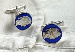 Rossella Ugolini Gemelos de monedas artesanales de esmalte azul chapados en oro de 24 quilates
