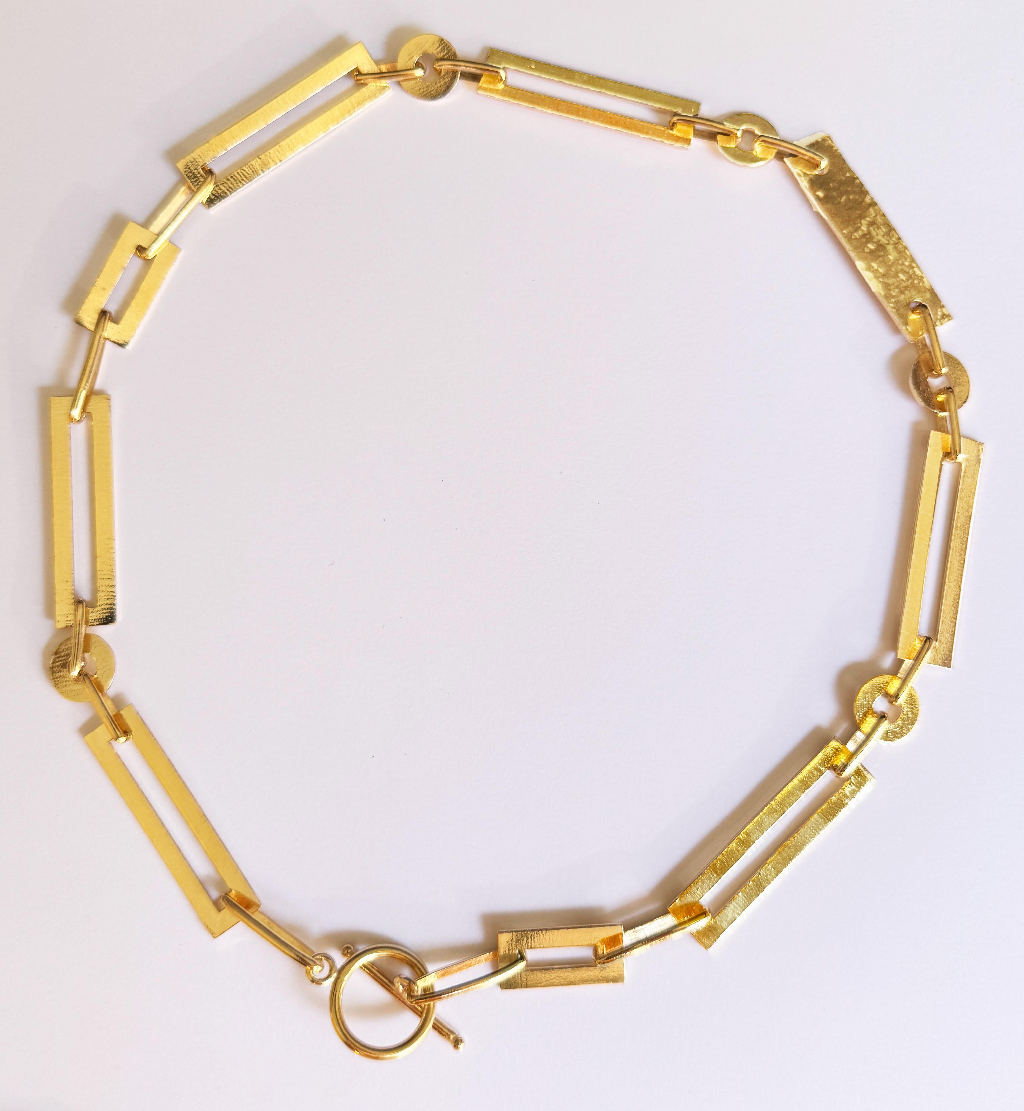 Rossella Ugolini 24k Yellow Gold-plated Hammered Man Lariat-Style Necklace For Sale 4