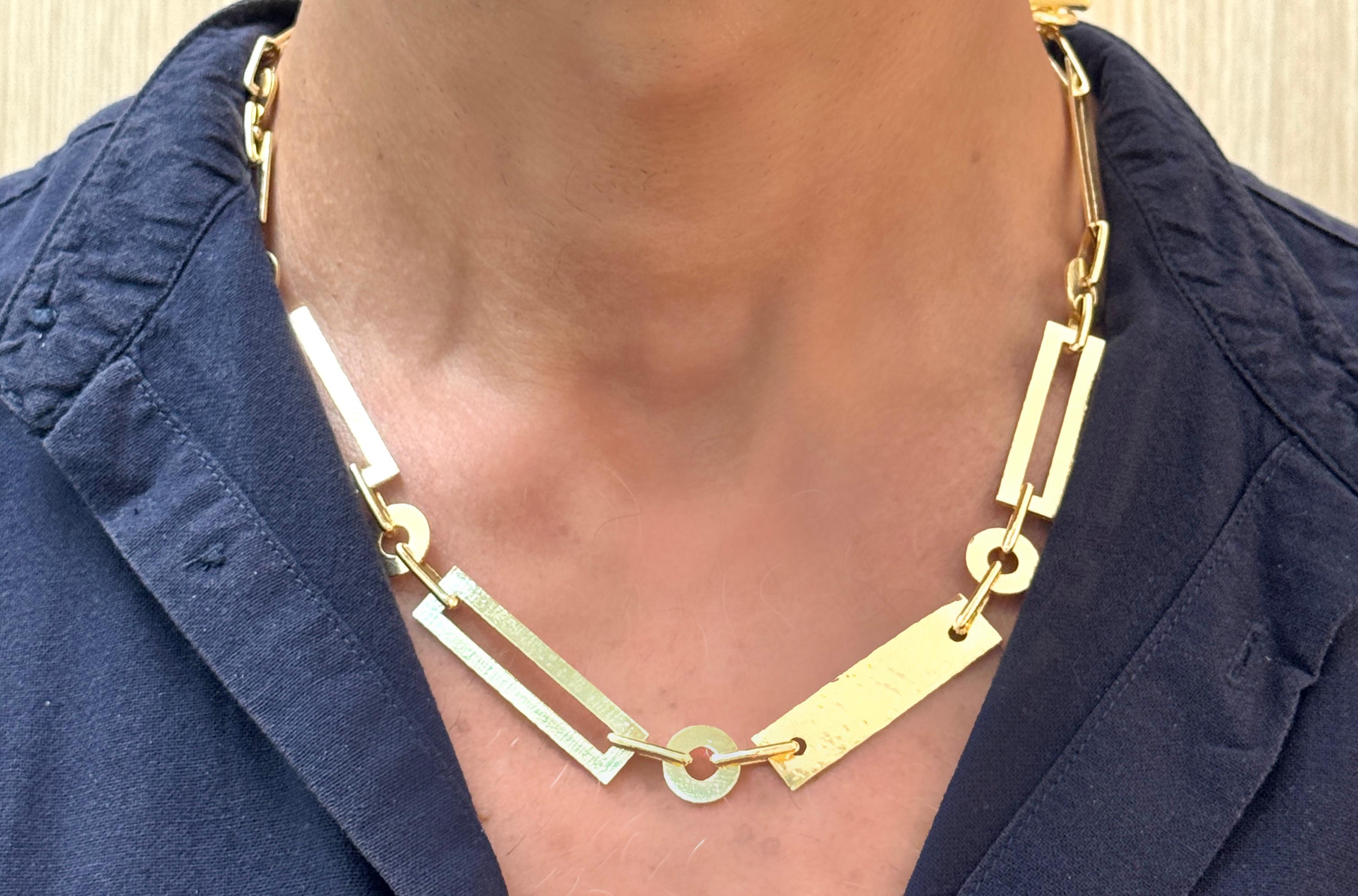 Rossella Ugolini 24k Yellow Gold-Plated Men's Link Chain Lariat-Style Necklace.
Length: 20.47 inches (52 cm)
This modern geometric necklace is handcrafted in Italy using hammered sterling silver bars, plated in 24k yellow gold.

The necklace