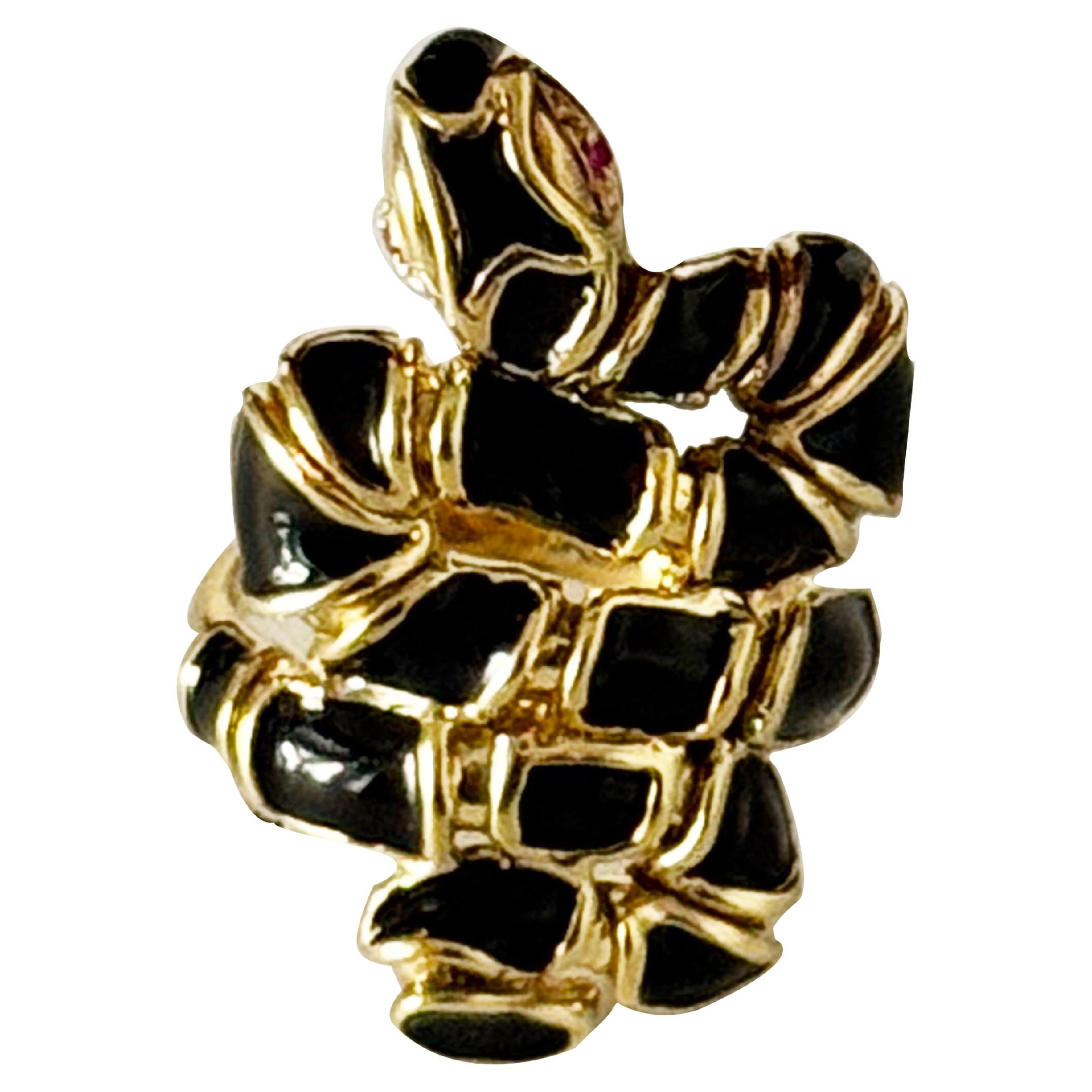 Rossella Ugolini Anello serpente con occhio di rubino e smalto nero placcato oro giallo 24k