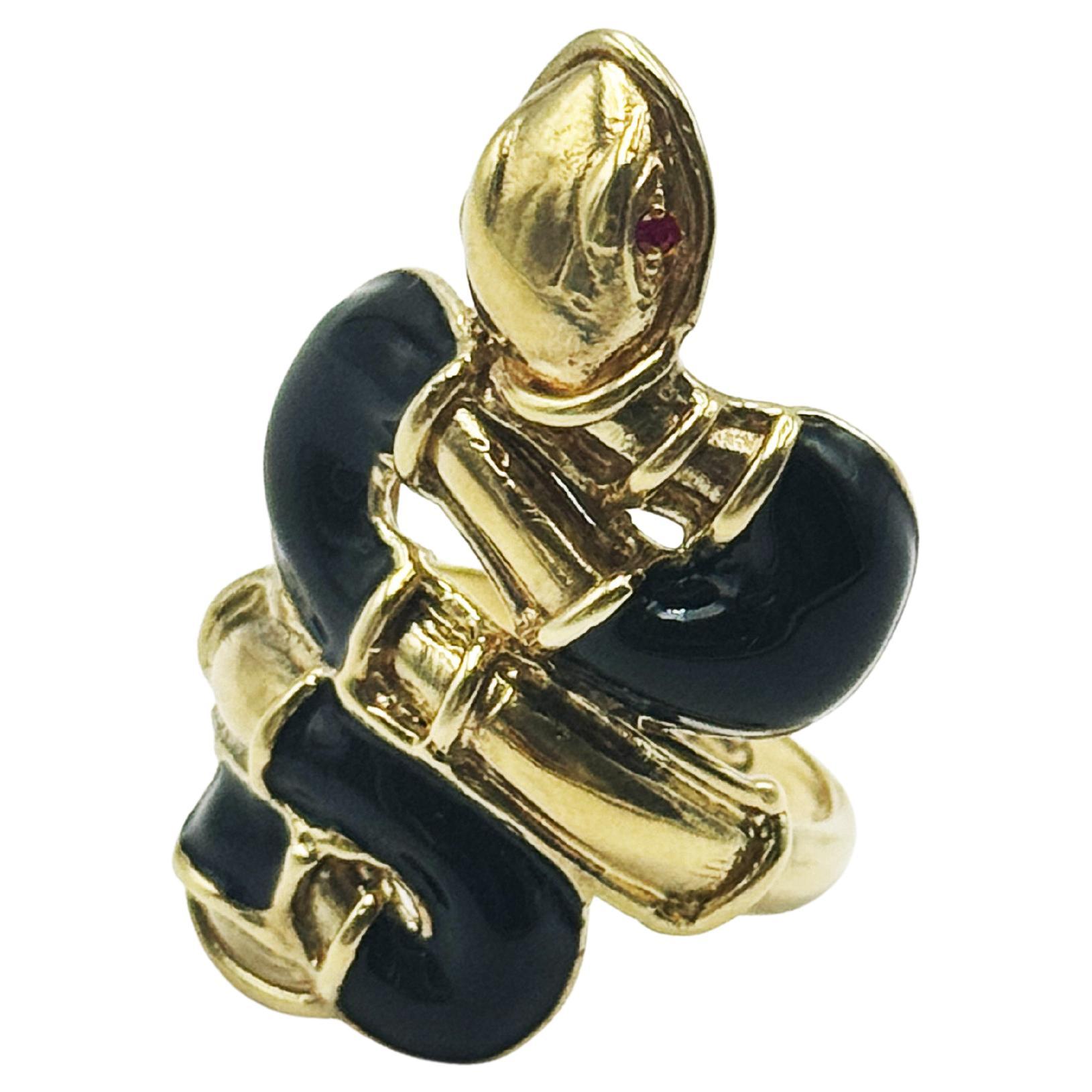 Rossella Ugolini 24k Gelbgold plattiert Rubin Auge Schwarz Emaille Schlange Ring im Angebot