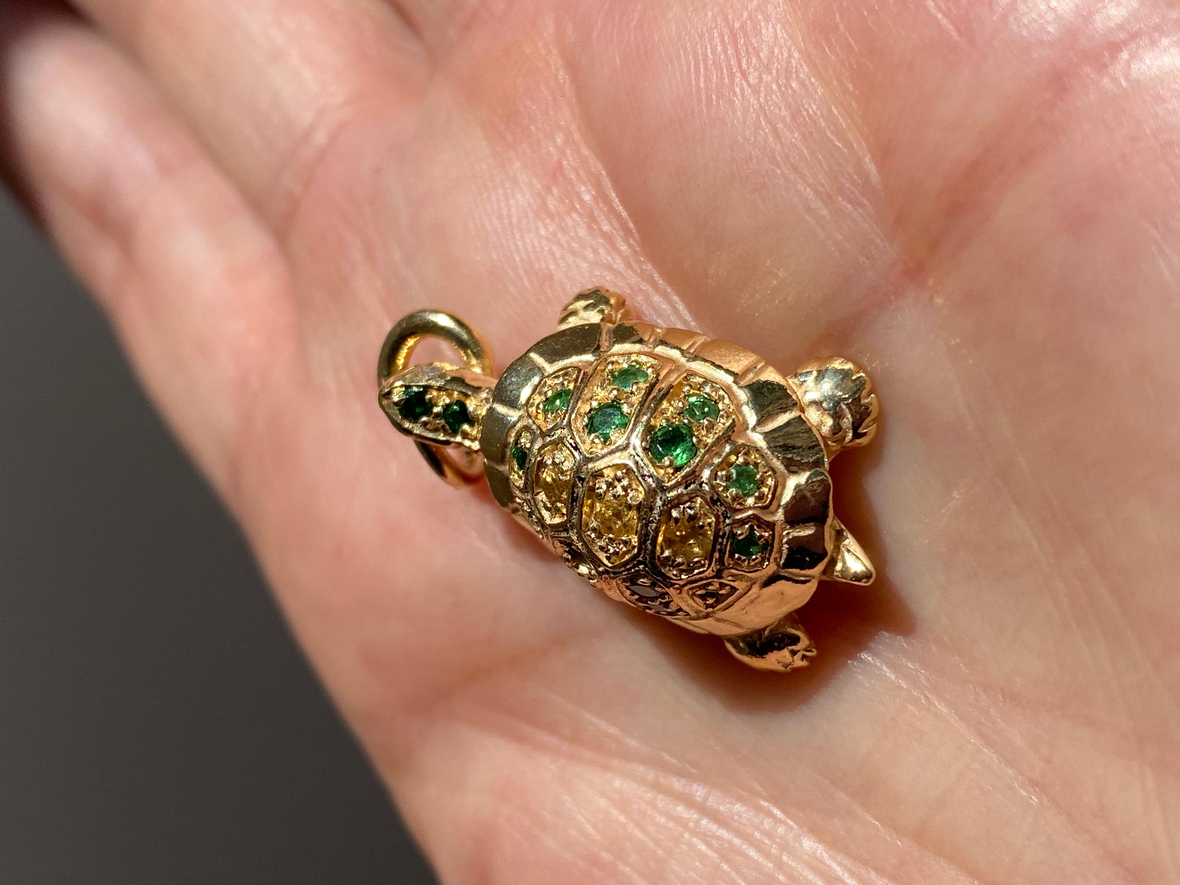 Taglio brillante Rossella Ugolini, collana con ciondolo tartaruga e citrino placcata oro giallo 24 carati in vendita