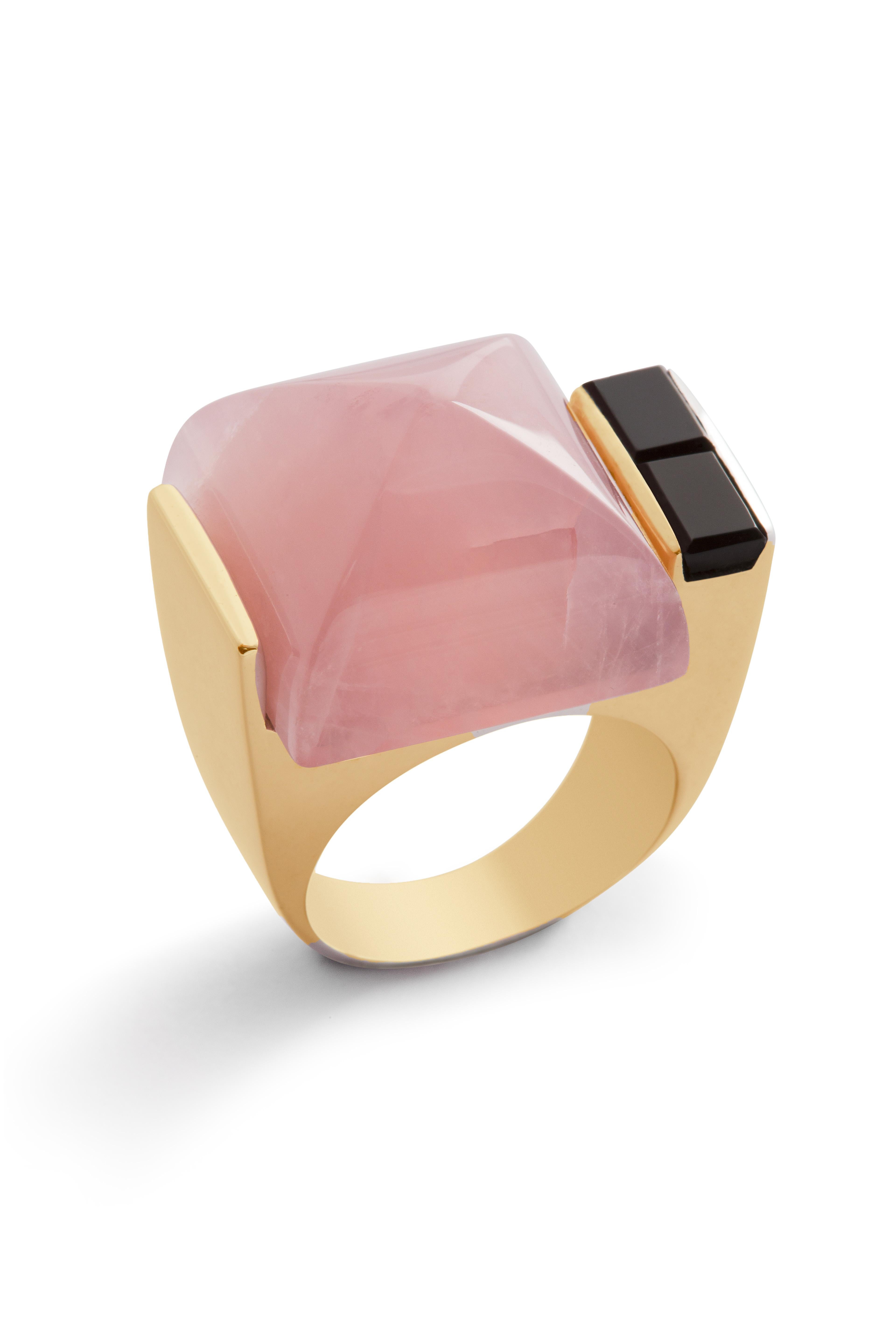 Rossella Ugolini Bague cocktail en plaqué or jaune 24kt avec quartz rose et onyx en vente 7