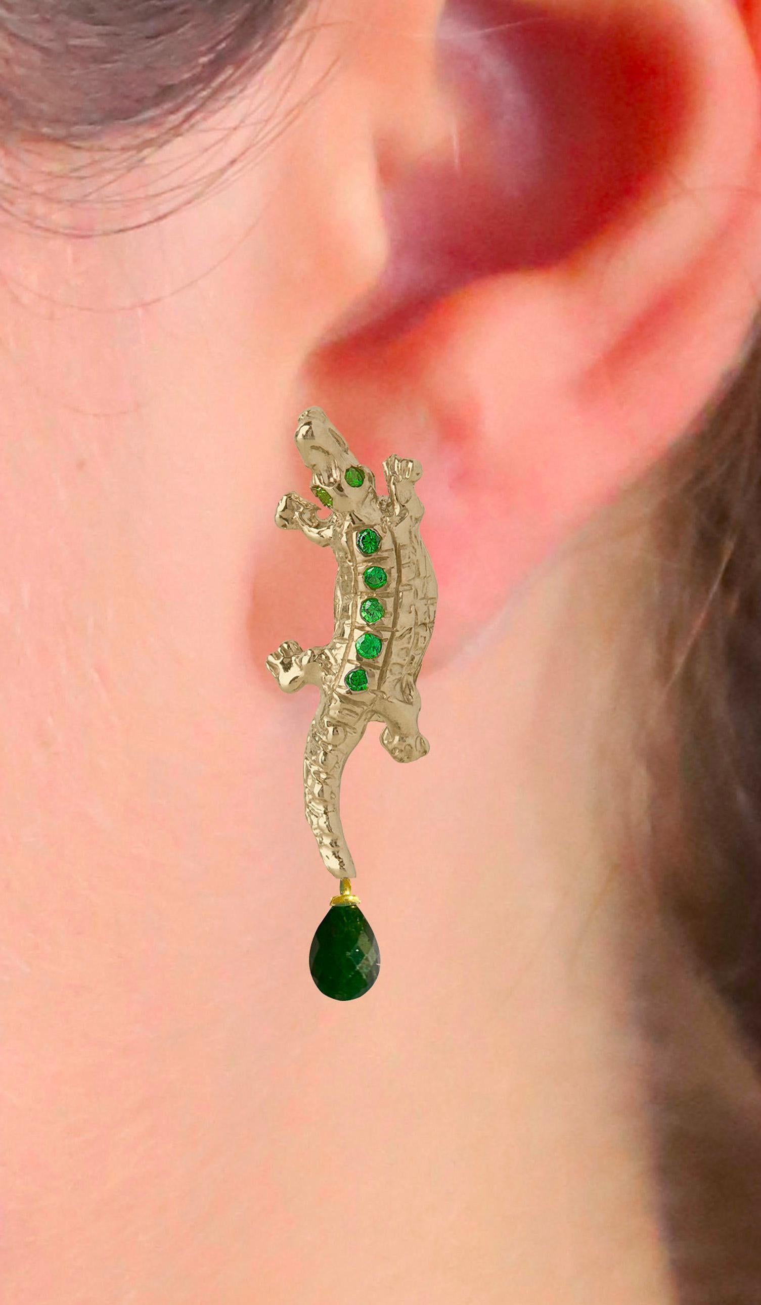 Brilliant Cut Rossella Ugolini Alligator 18K Yellow Gold Emerald Unisex Earrings For Sale