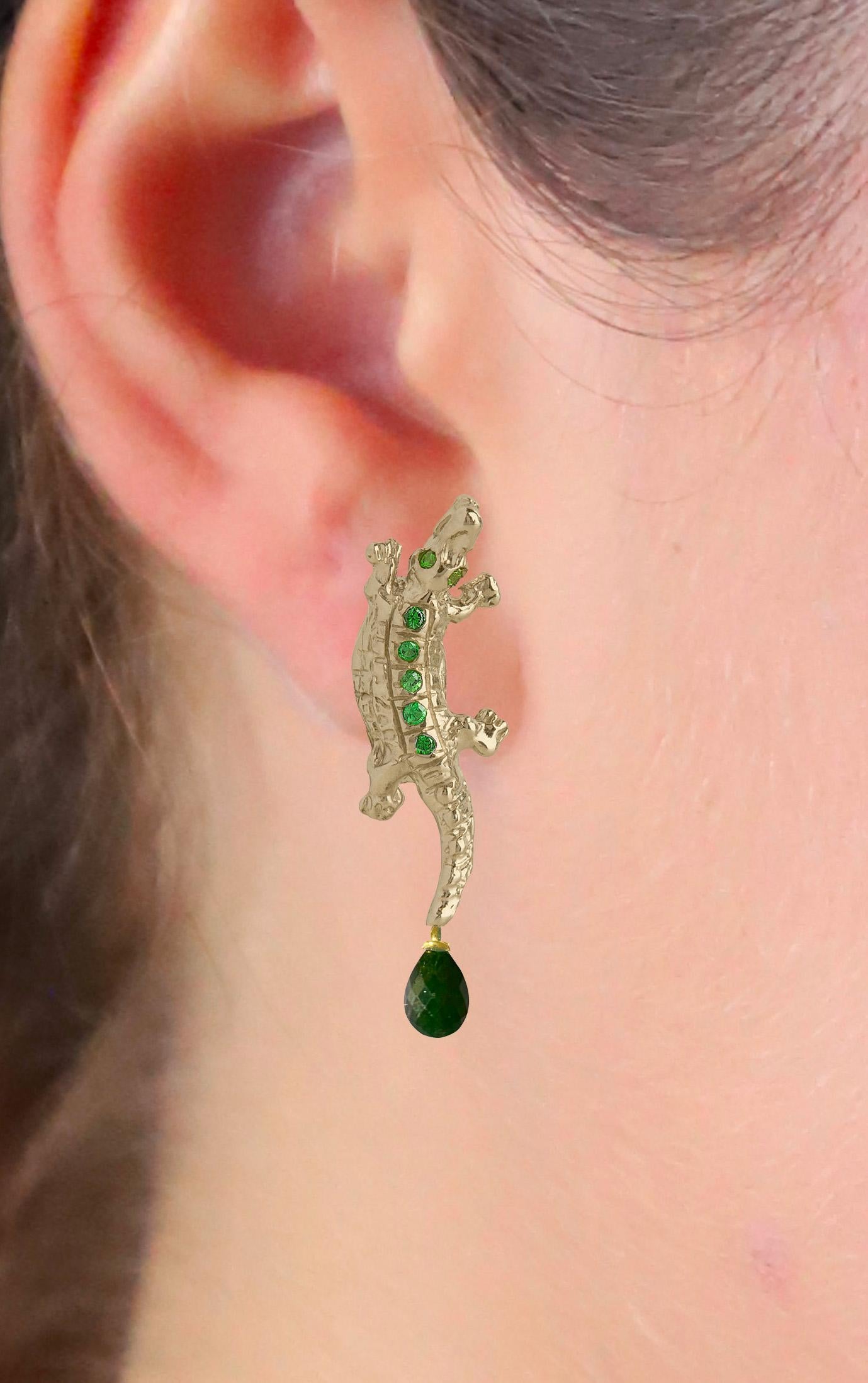 Rossella Ugolini Alligator 18K Yellow Gold Emerald Unisex Earrings For Sale 1