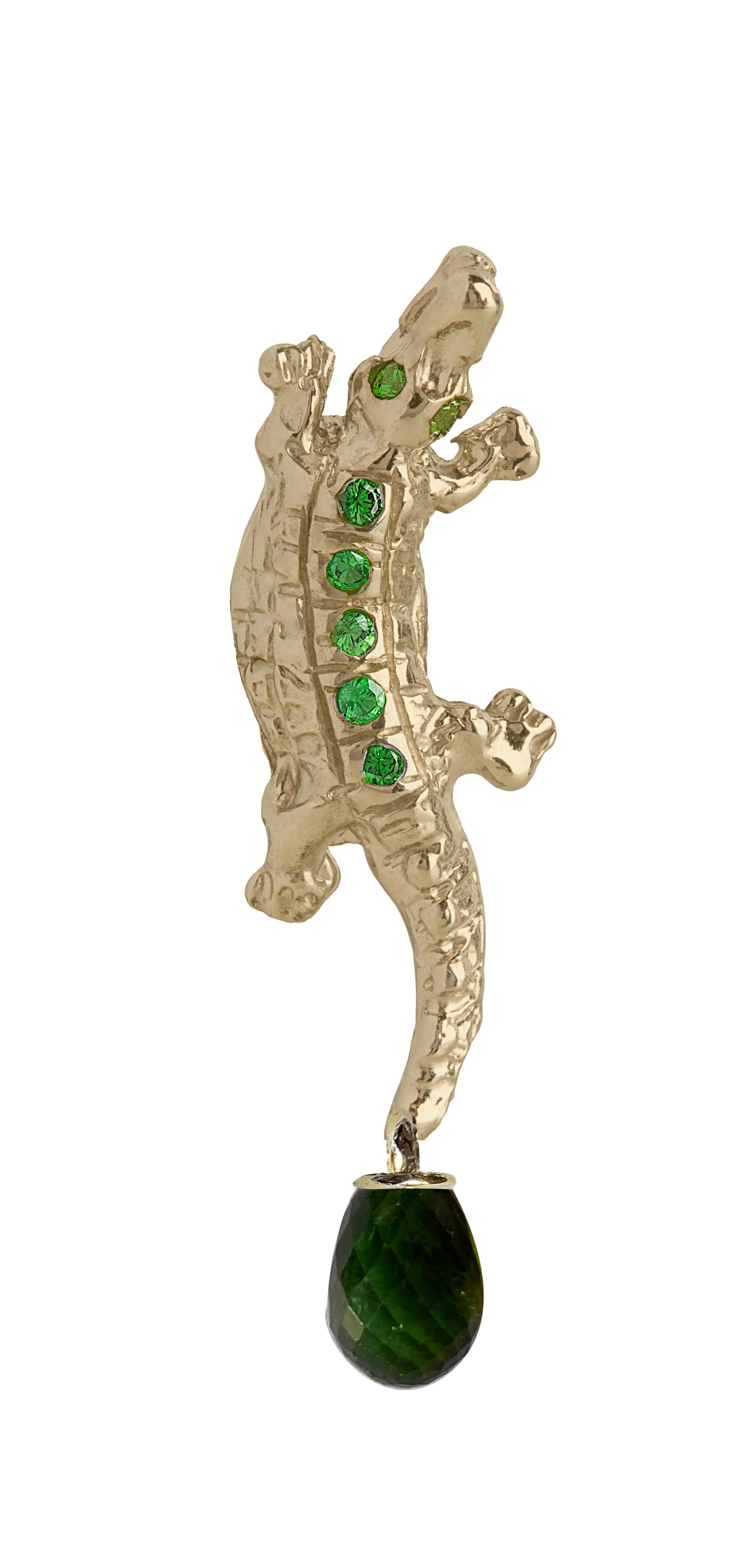 Rossella Ugolini Alligator 18K Yellow Gold Emerald Unisex Earrings For Sale 3