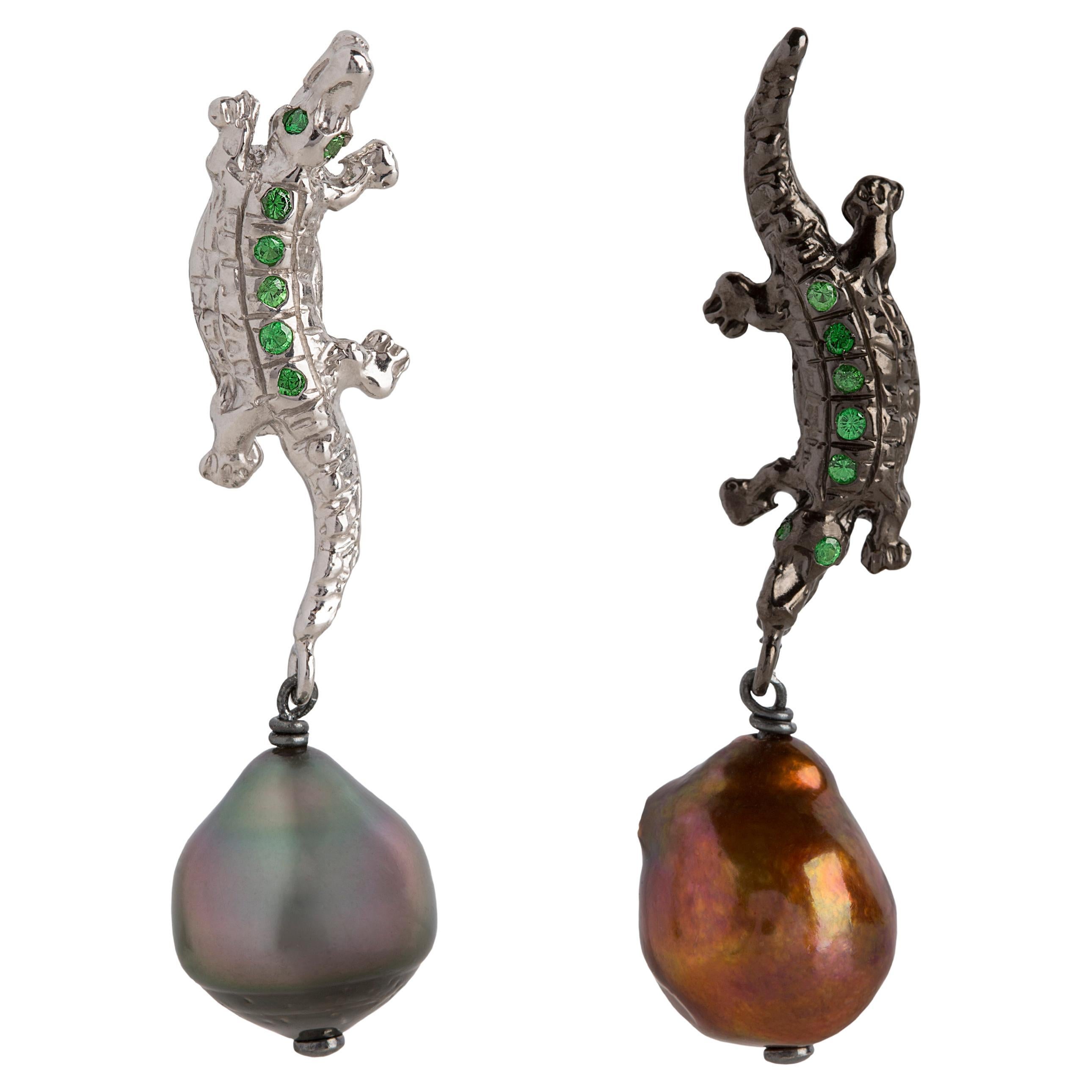 Rossella Ugolini Alligator Pendant Wild Silver Sterling Tsavorite Earrings For Sale