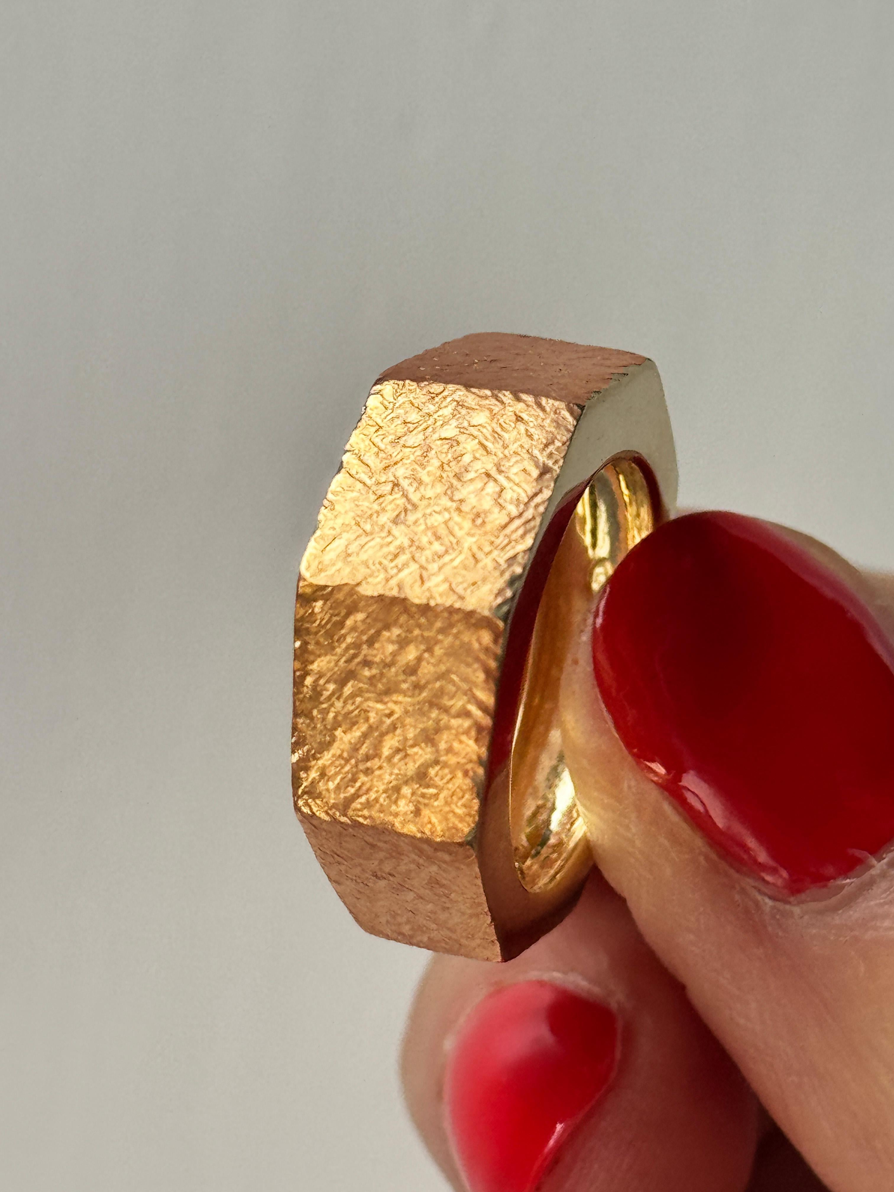 Rossella Ugolini Art Deco Style Personalized Hammered 18K Yellow Gold Man Ring For Sale 6