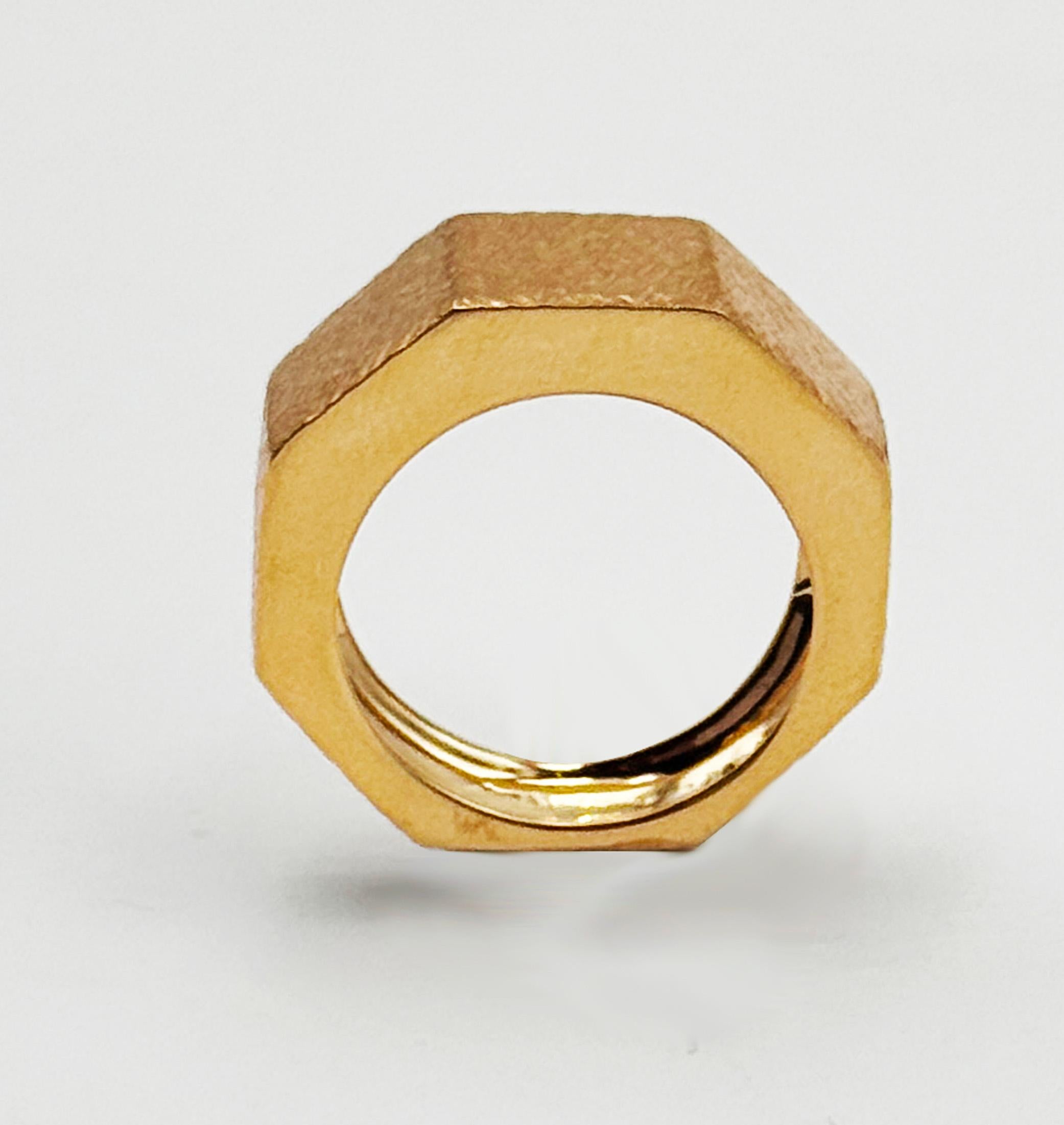Men's Rossella Ugolini Art Deco Style Personalized Hammered 18K Yellow Gold Man Ring For Sale