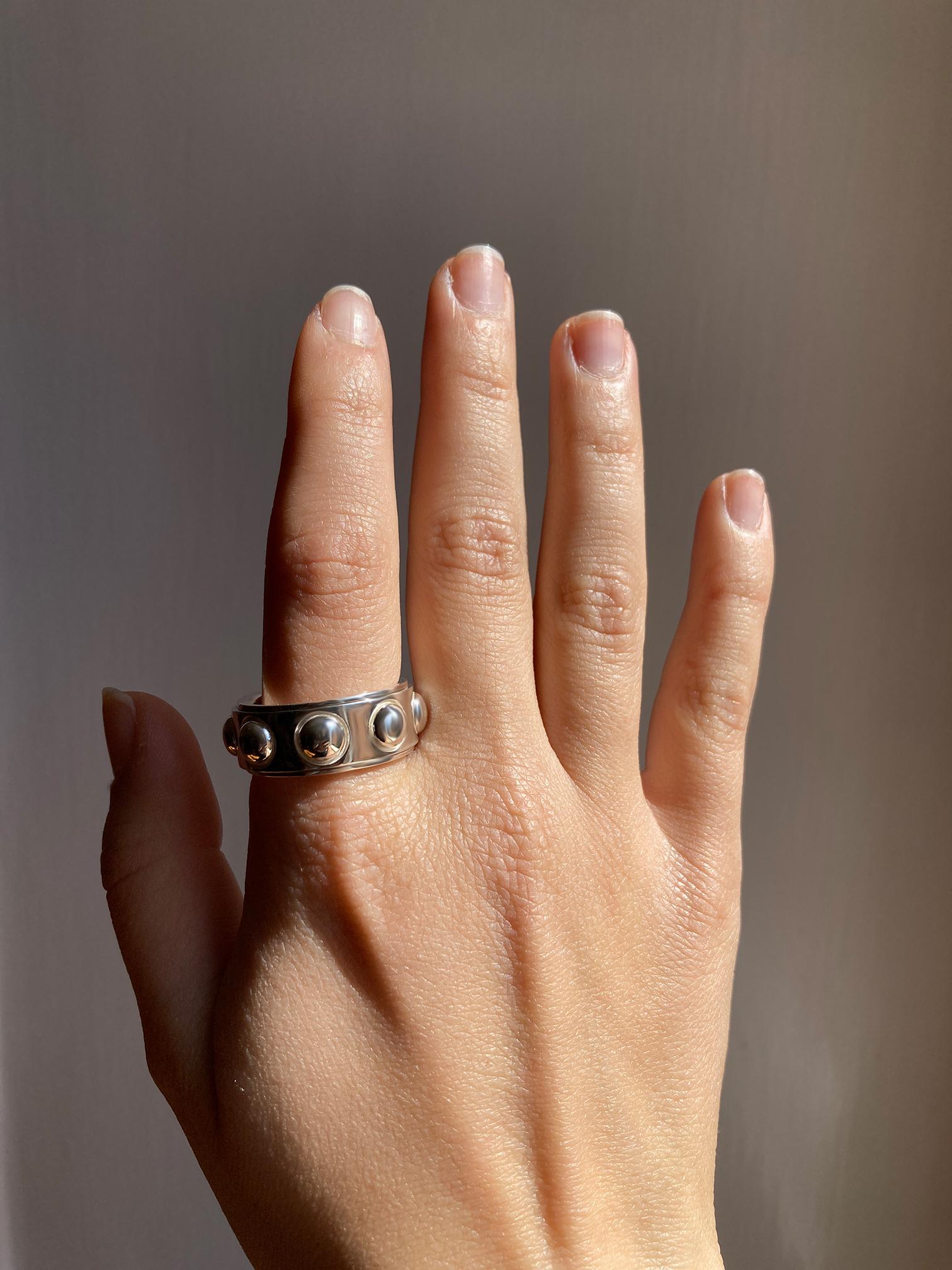 Rossella Ugolini Brushed Platinum Rotating No Stress Man Band Ring For Sale 8