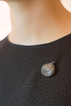 Chestnut 18K Gold Brown Diamonds Unique Natural Specimens Brooch