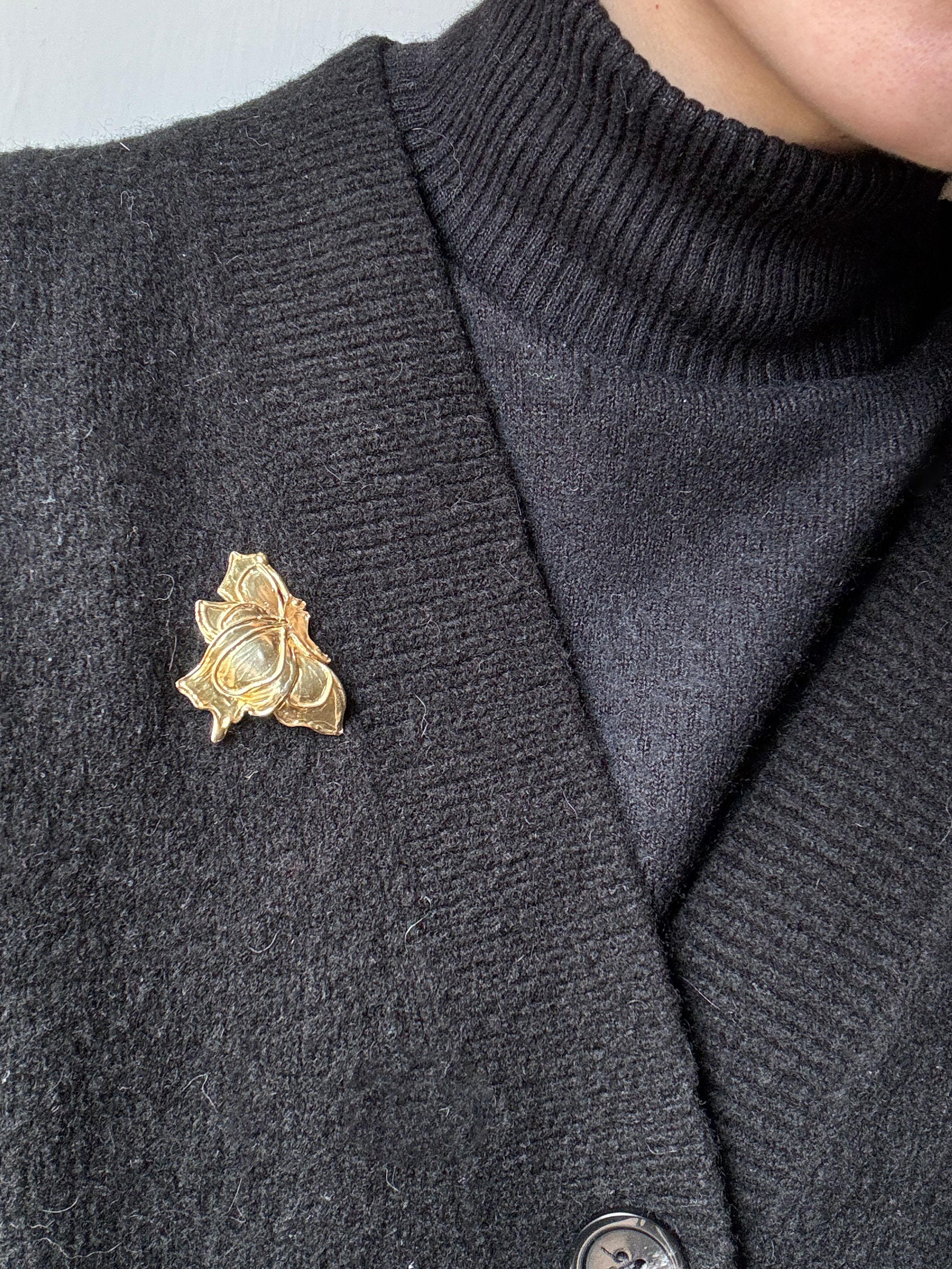 Rossella Ugolini Broche papillon éphémère en plaqué or jaune 24 carats en vente 4