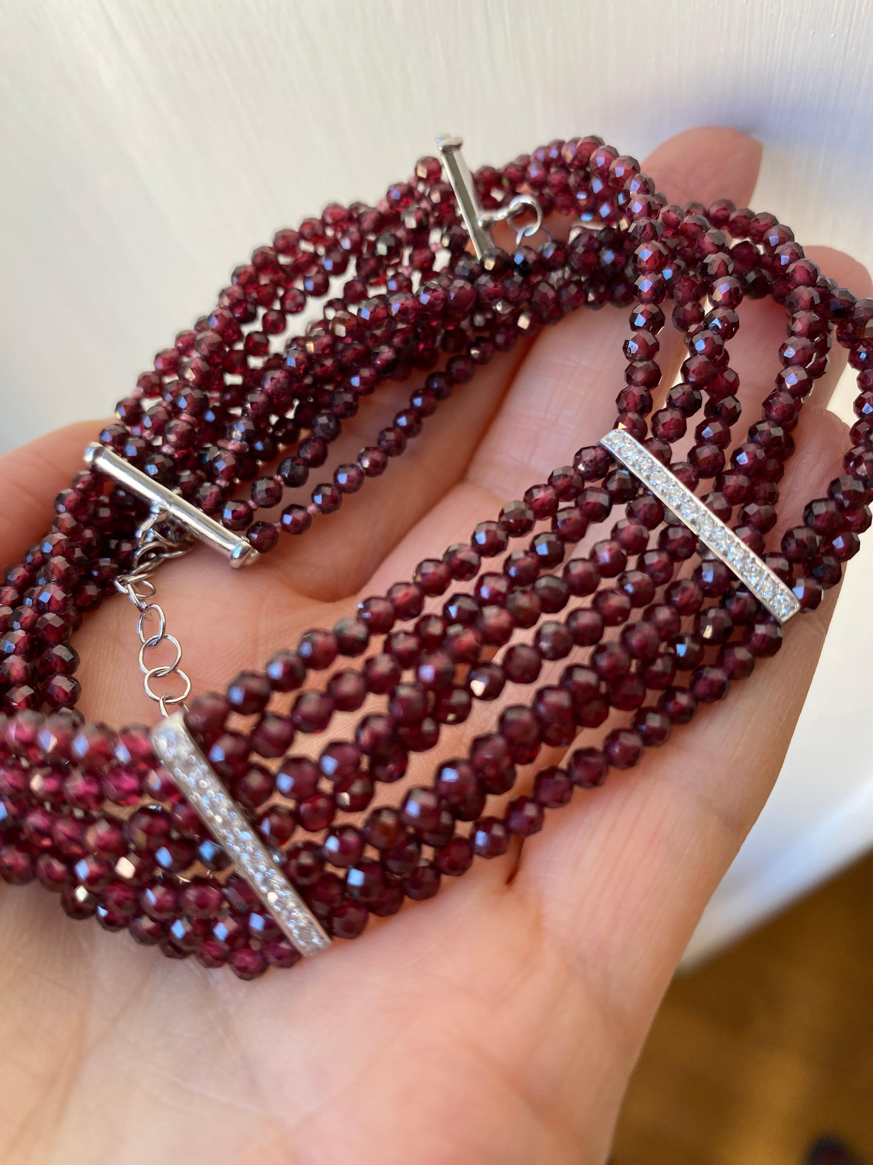 Rossella Ugolini Garnet and White Diamonds Choker 18k Gold Made in Italy In New Condition For Sale In Rome, IT