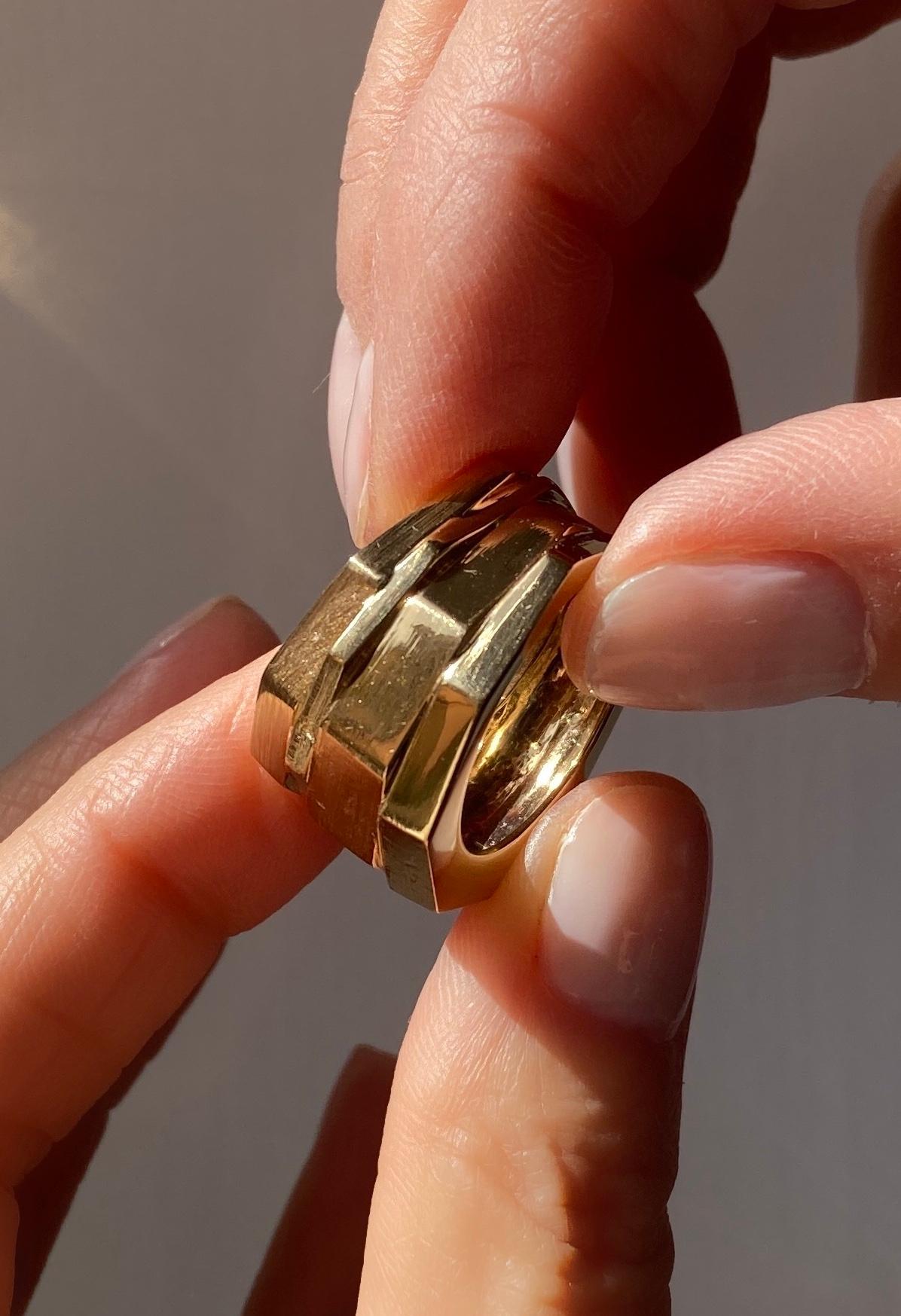 Men's Rossella Ugolini Handcrafted 18K Yellow Gold Man Unique Ring For Sale