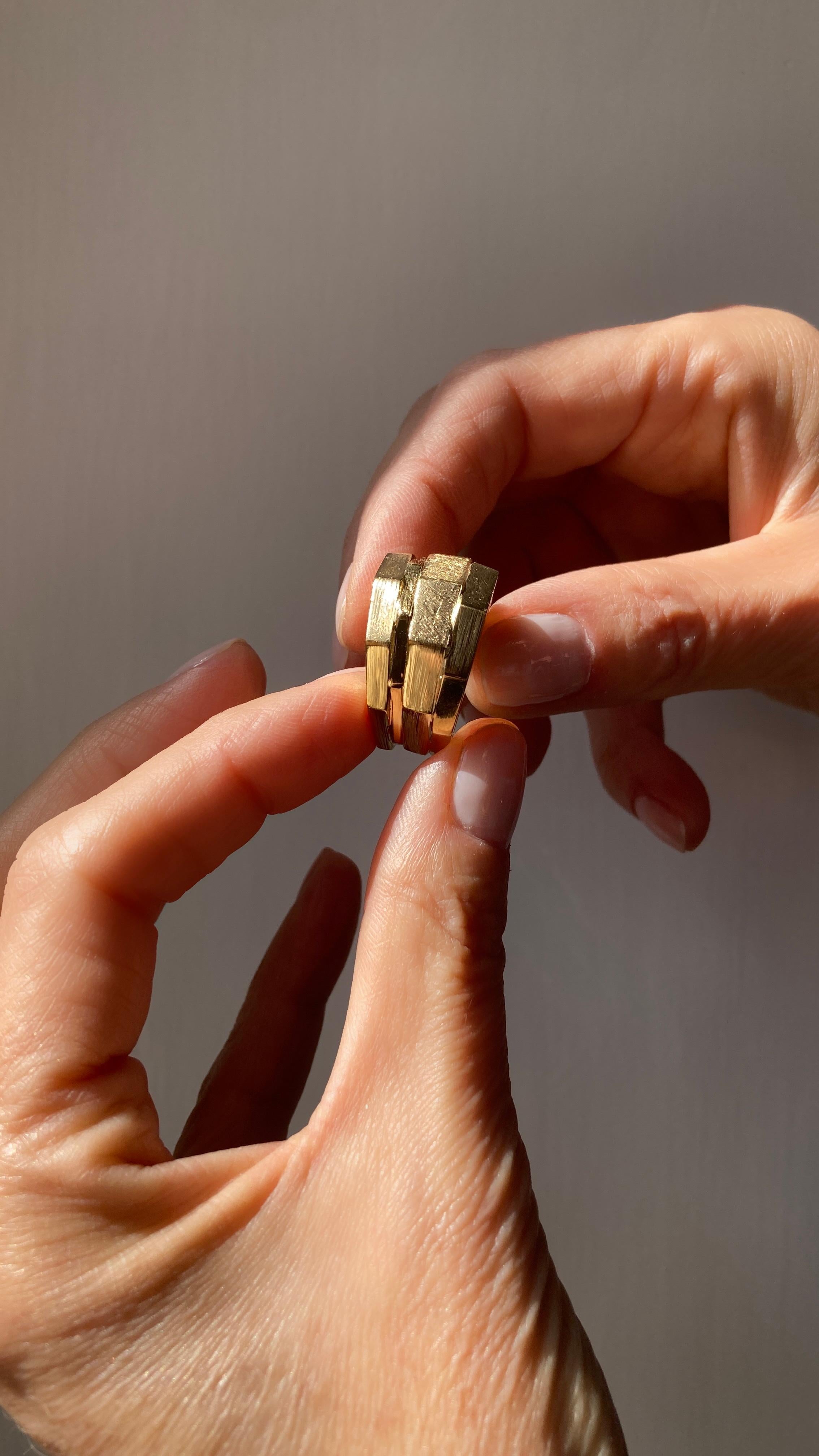 Rossella Ugolini Handcrafted 18K Yellow Gold Man Unique Ring For Sale 3