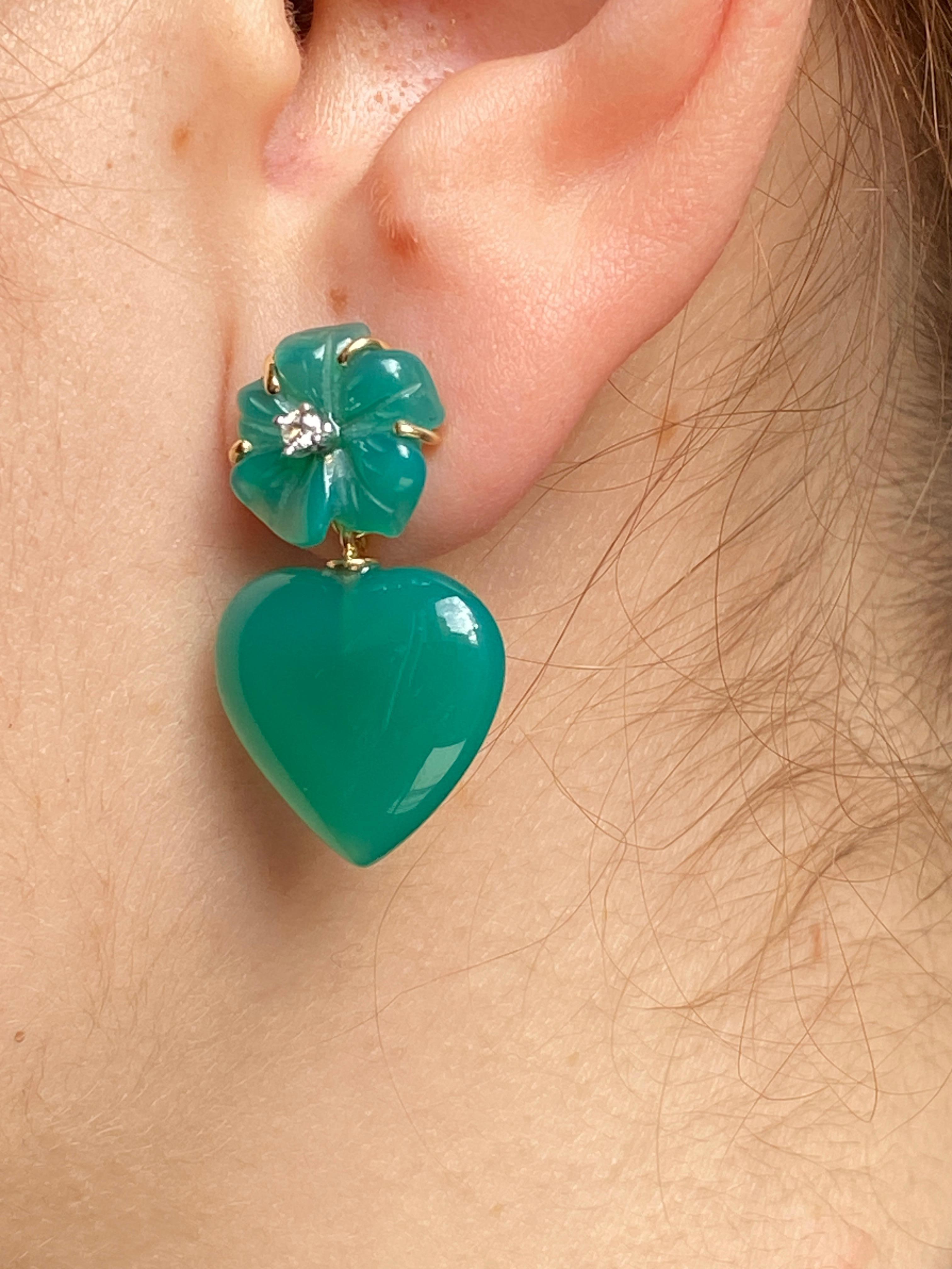 Rossella Ugolini Love Green Agate Diamonds 18k Gold Happy Flower Dangle Earrings In New Condition For Sale In Rome, IT