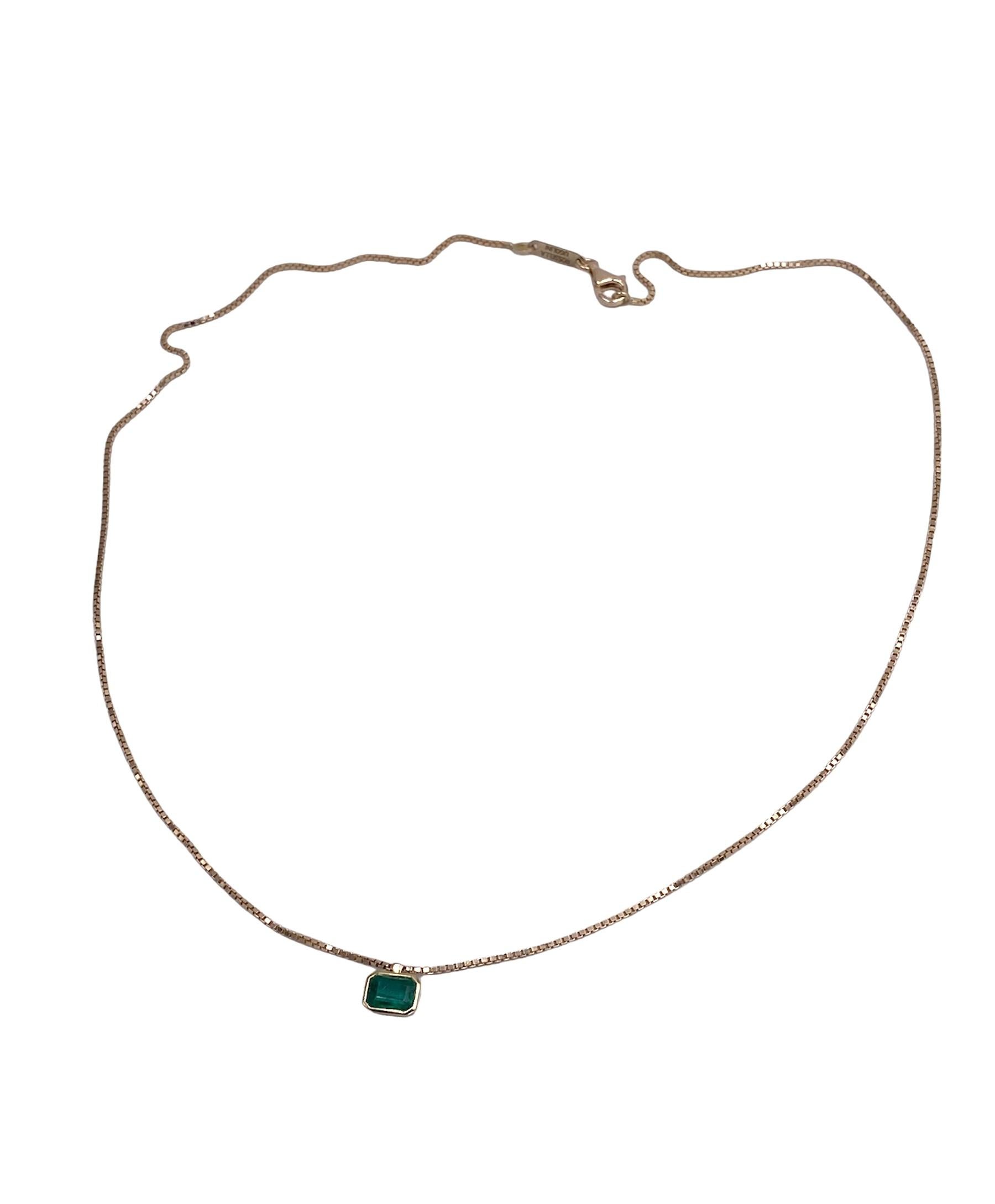 Rossella Ugolini Modern Emerald Man Necklace Crafted in Italy 18K Yellow Gold For Sale 4
