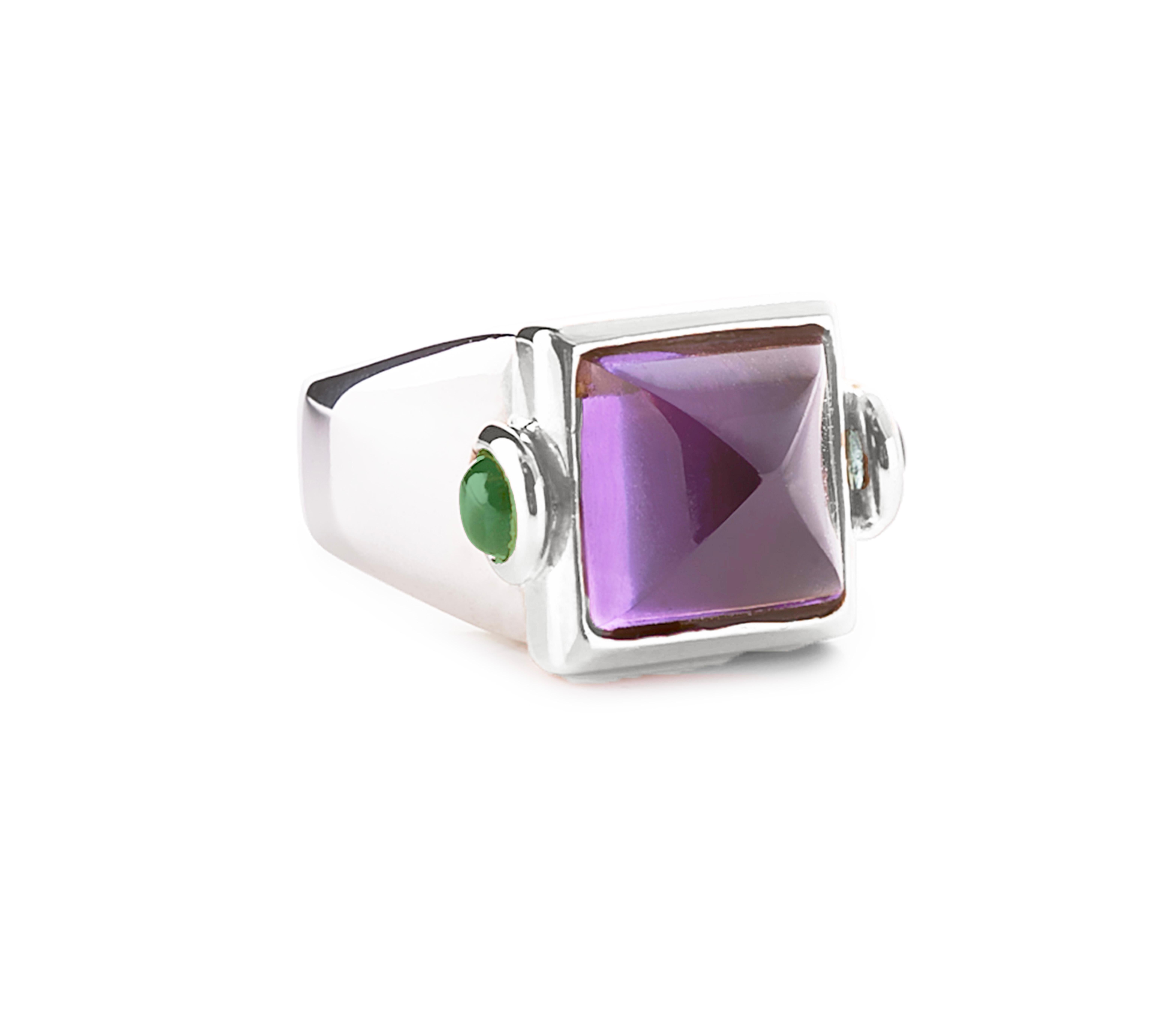 Cabochon Rossella Ugolini Platinum Amethyst Emeralds Cocktail Ring Made in Italy  For Sale