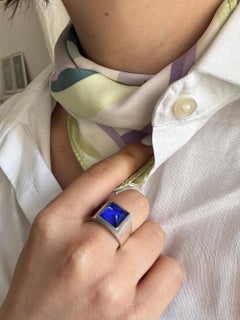 Rossella Ugolini Platinum Sugarloaf Cabochon Lapis Lazuli Man Signet Ring