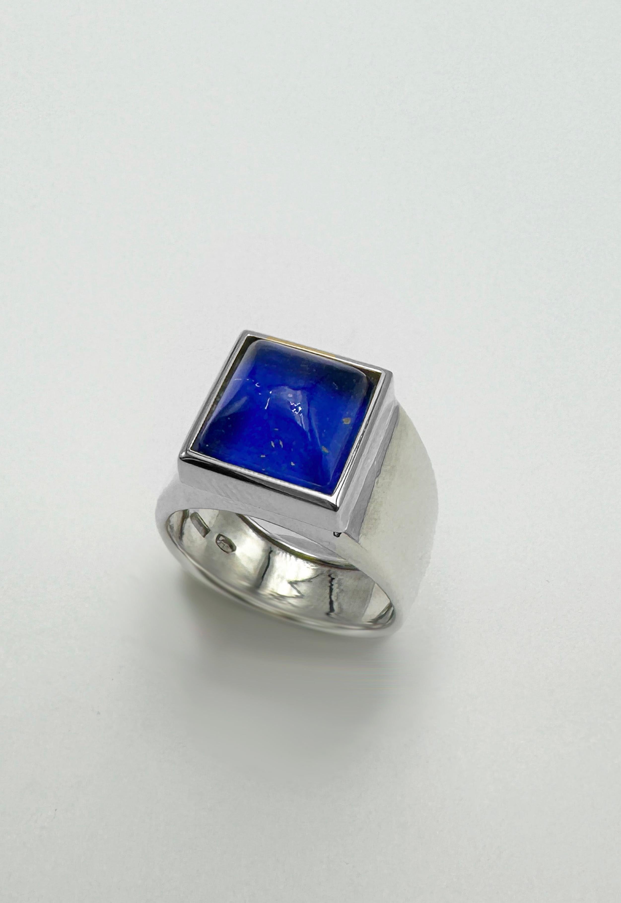 Rossella Ugolini Platinum Sugarloaf Cabochon Lapis Lazuli Man Signet Ring For Sale 1