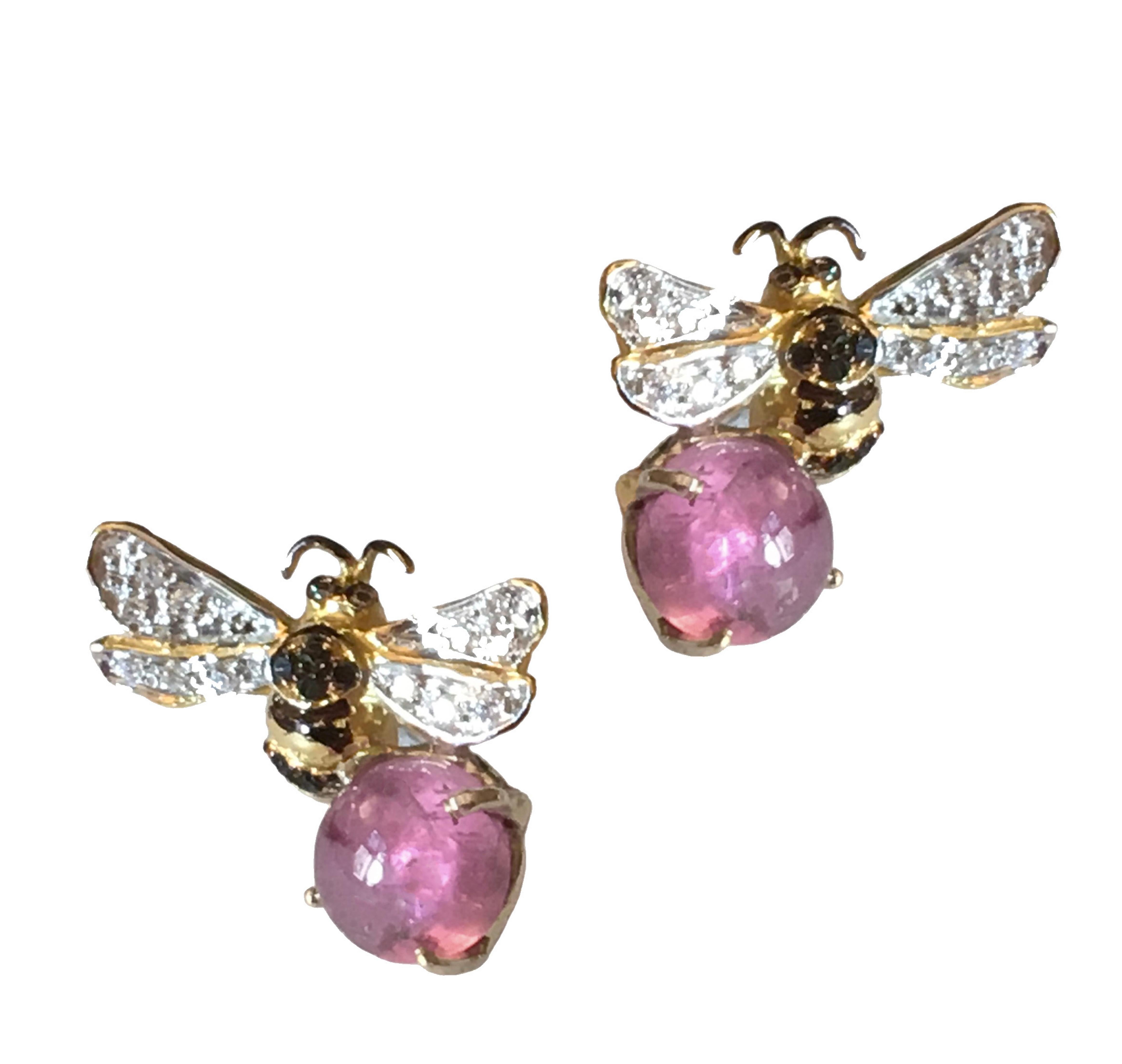 Brilliant Cut Rossella Ugolini Rose Quartz Bee 18K Gold Diamonds Handcrafted Stud Earrings For Sale