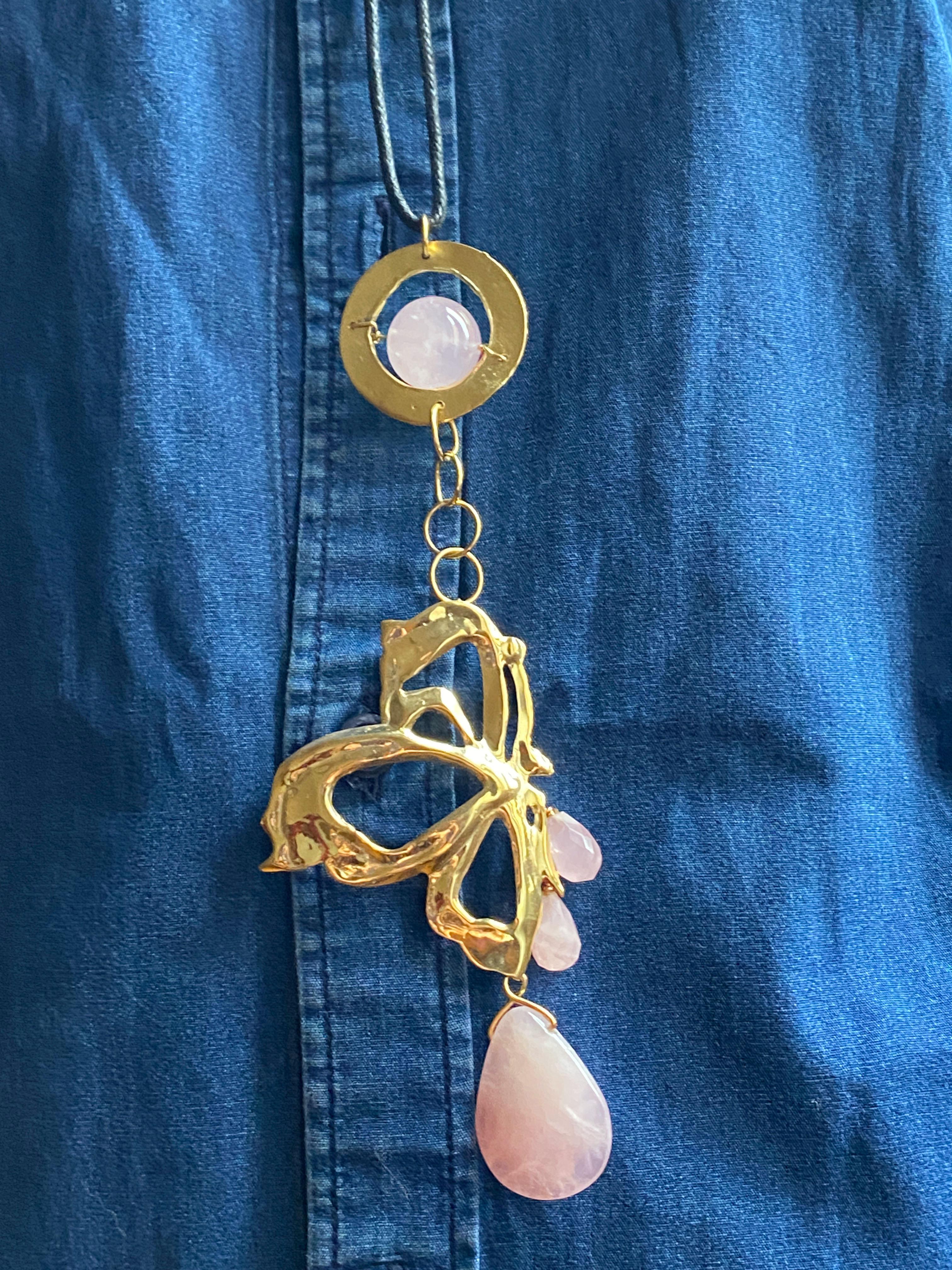 Art déco Rossella Ugolini, collier cravate unique papillon Texan Bolo en quartz rose en vente