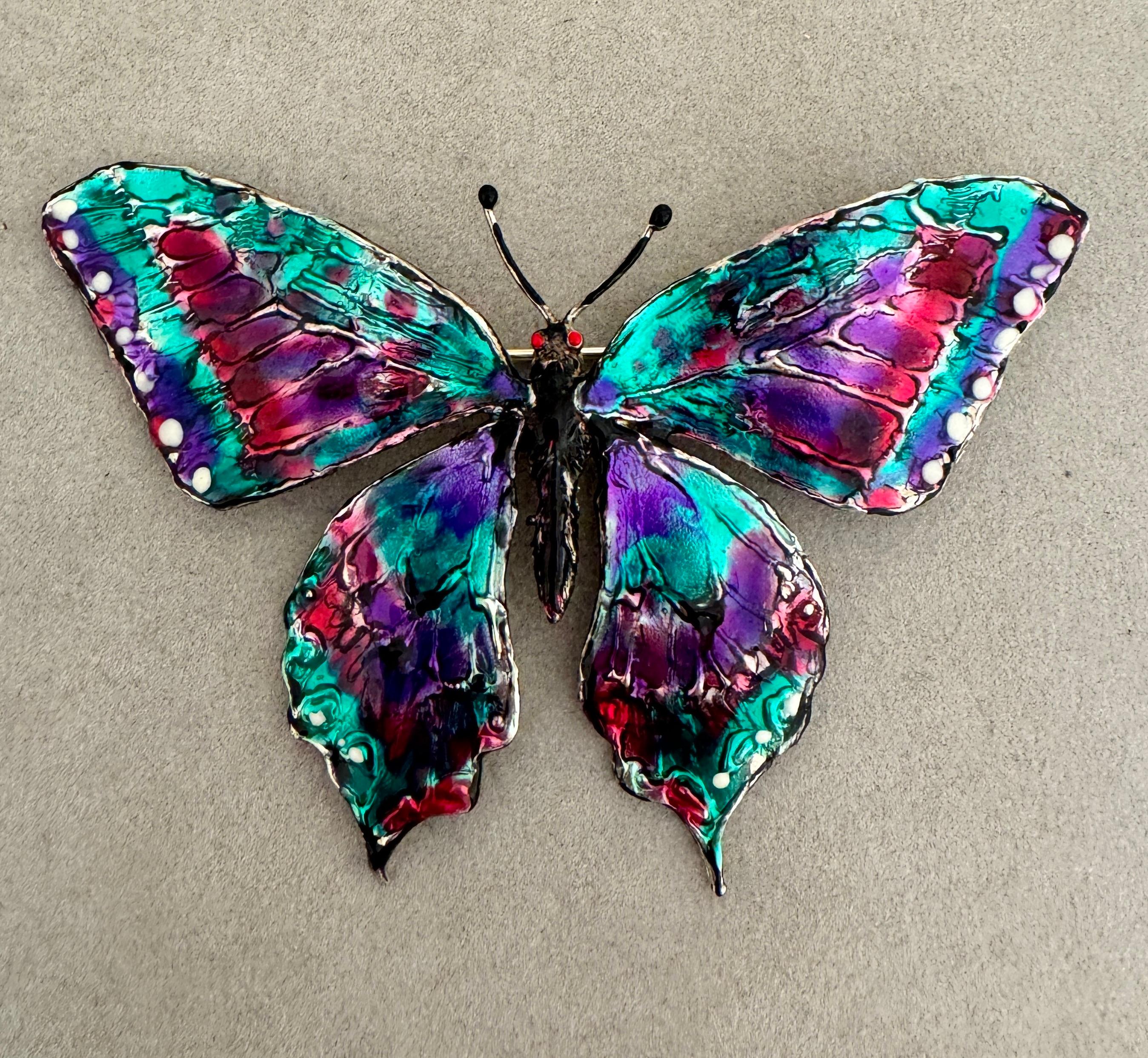 Rossella Ugolini Broche unique papillon en argent sterling émaillé peinte à la main en vente 3
