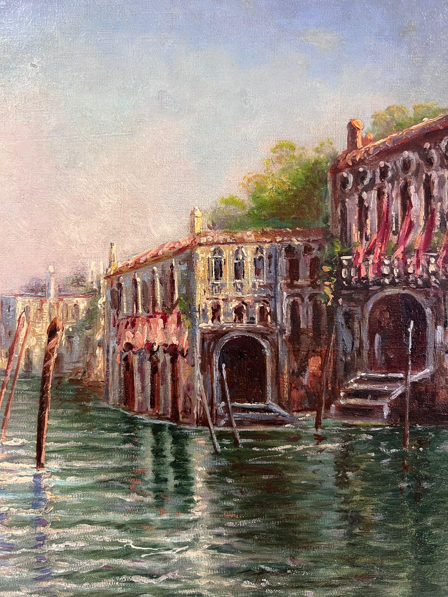 Venezia
Artista italiano, inizio XX secolo
olio su tavola firmato, incorniciato
incorniciato: 16 x 20,5 pollici
tavola: 13 x 17 pollici
provenienza: collezione privata
condizioni: ottime e solide condizioni 