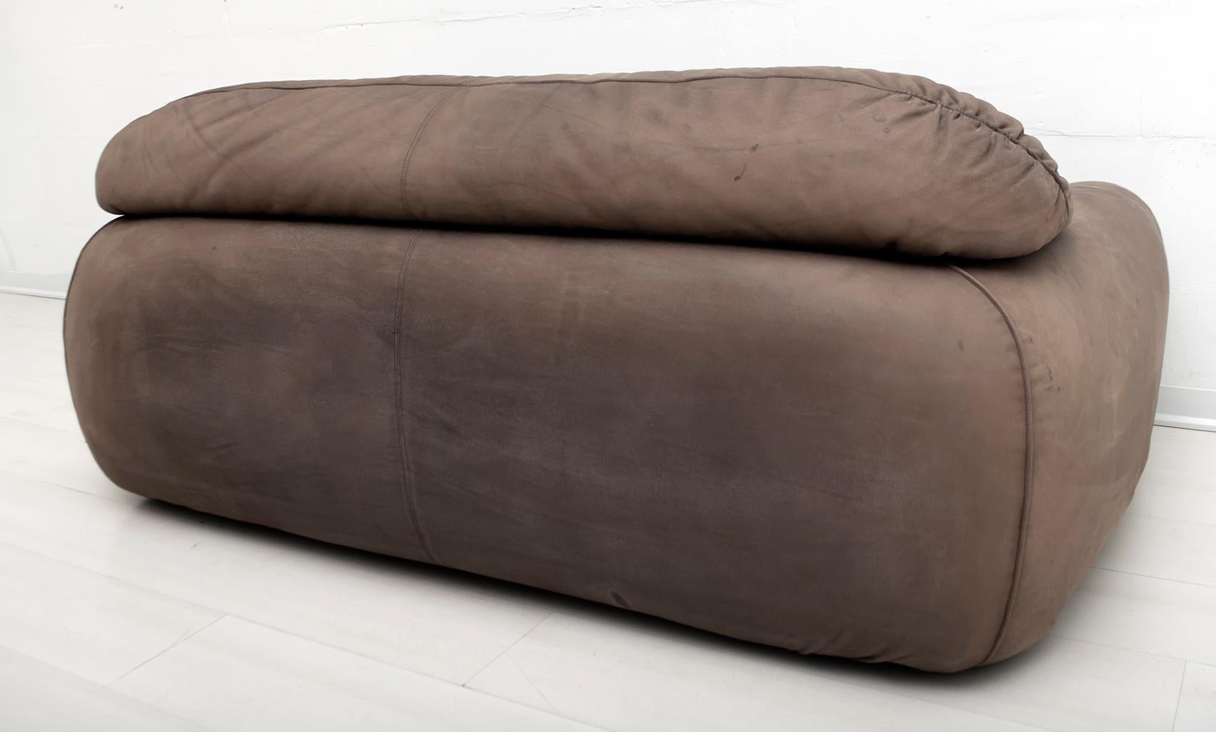 Rossi di Albizzate Modern Italian Elephant Skin Sofa, 1989 2