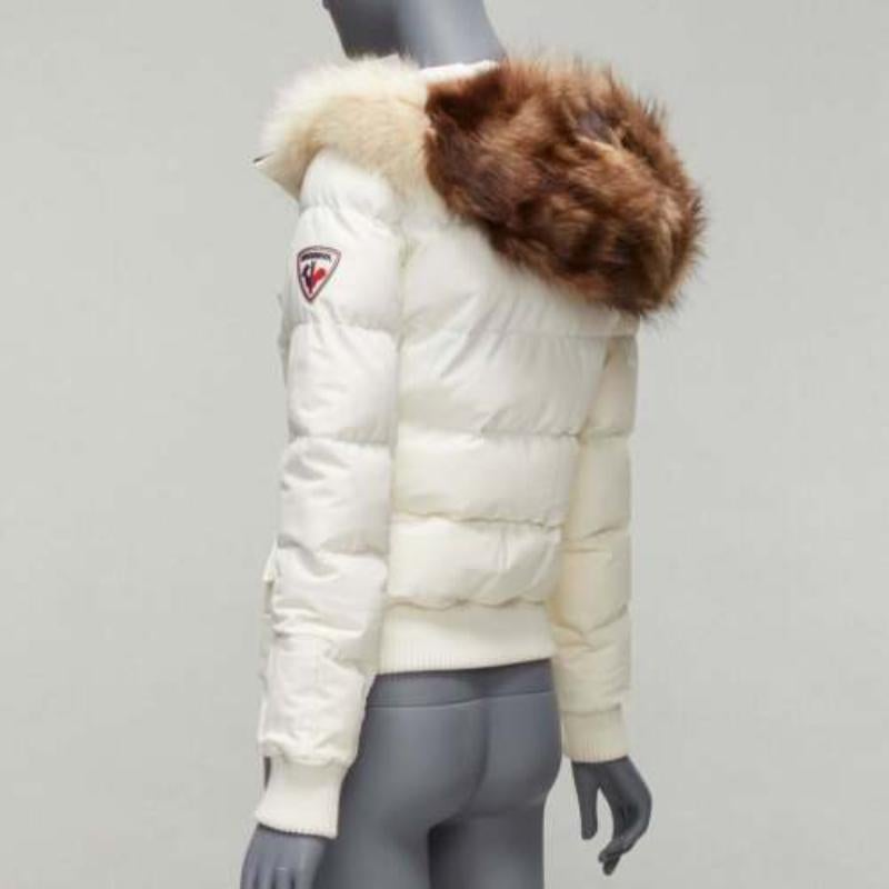 ROSSIGNOL ivoire fourrure logo capuche doudoune IT38 XS en vente 2