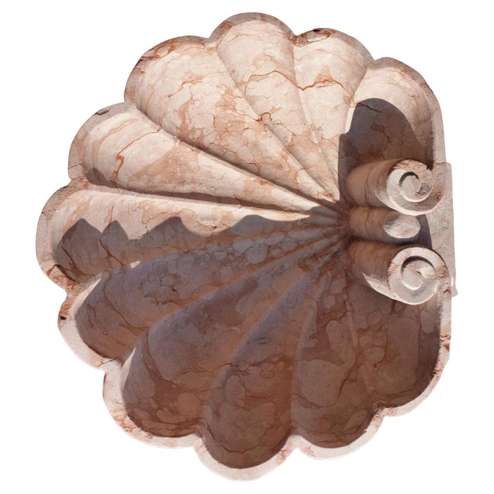 Evier en marbre ROSSO DI VERONA en forme de coquille Début du 20e siècle en vente