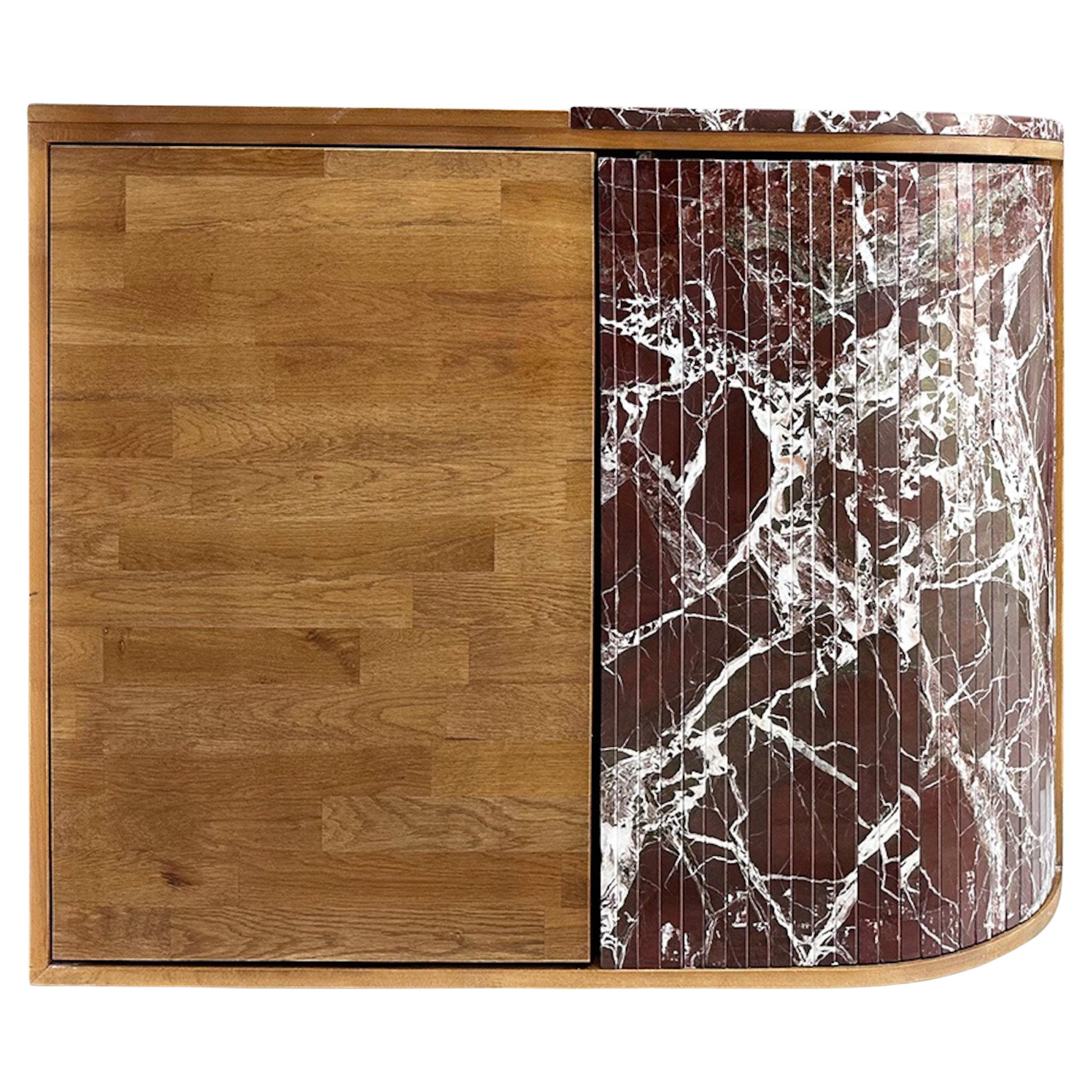 Armoire en marbre Rosso Levanto - Armoire en bois de chêne et marbre sur mesure en vente