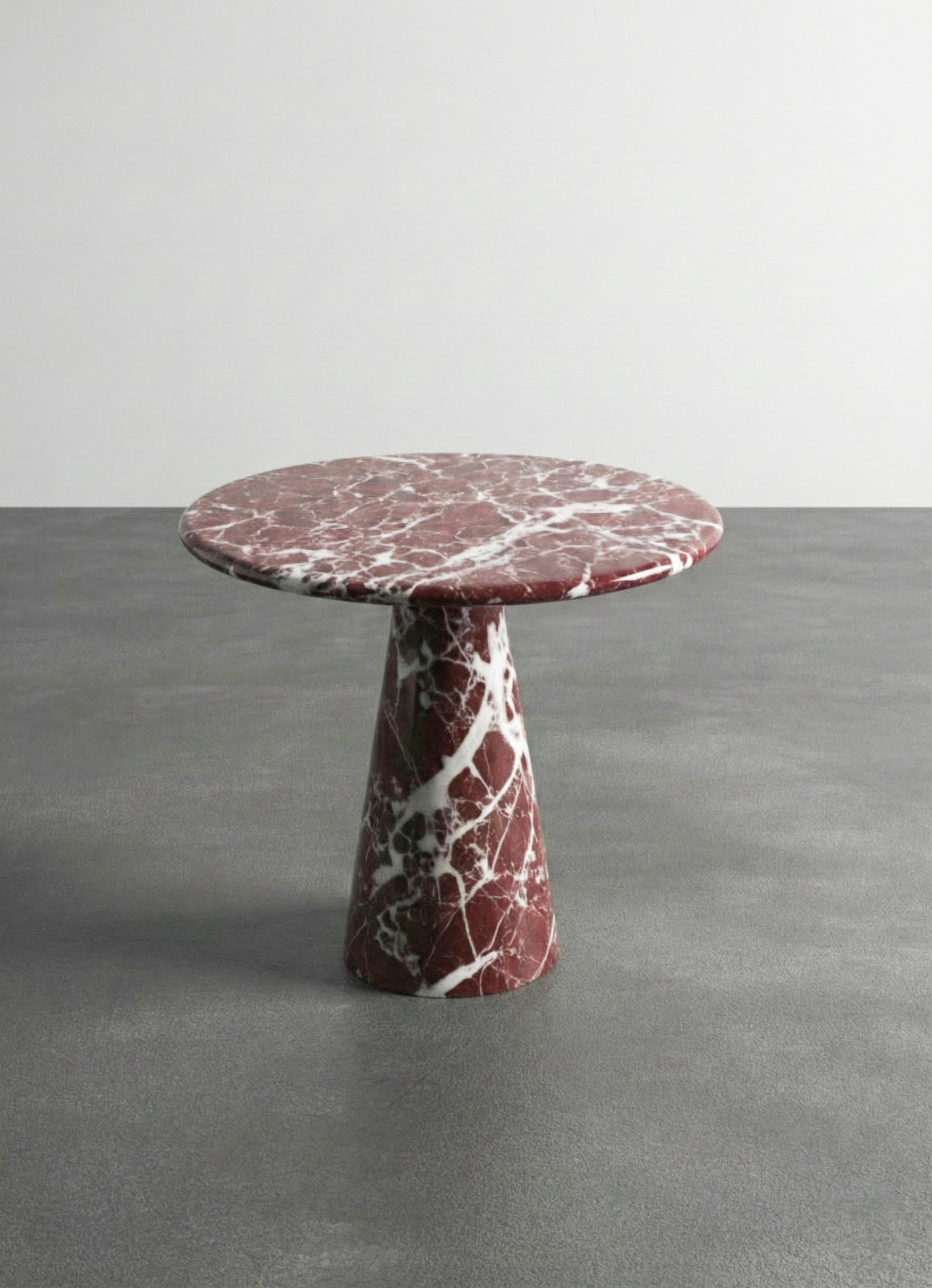 Turc Rosso Levanto Red Marble Side Table - Handcrafted Round Coffee Table en vente