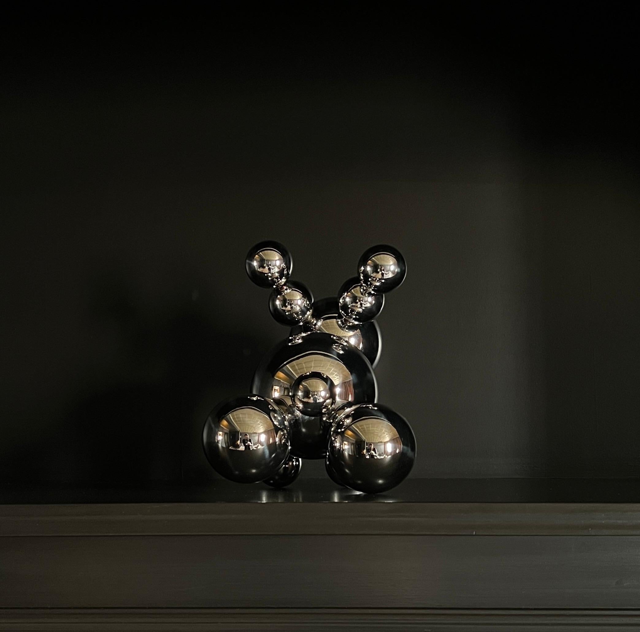Stainless Steel Rabbit Bunny Robot 'Lee' Minimalistic Art 9