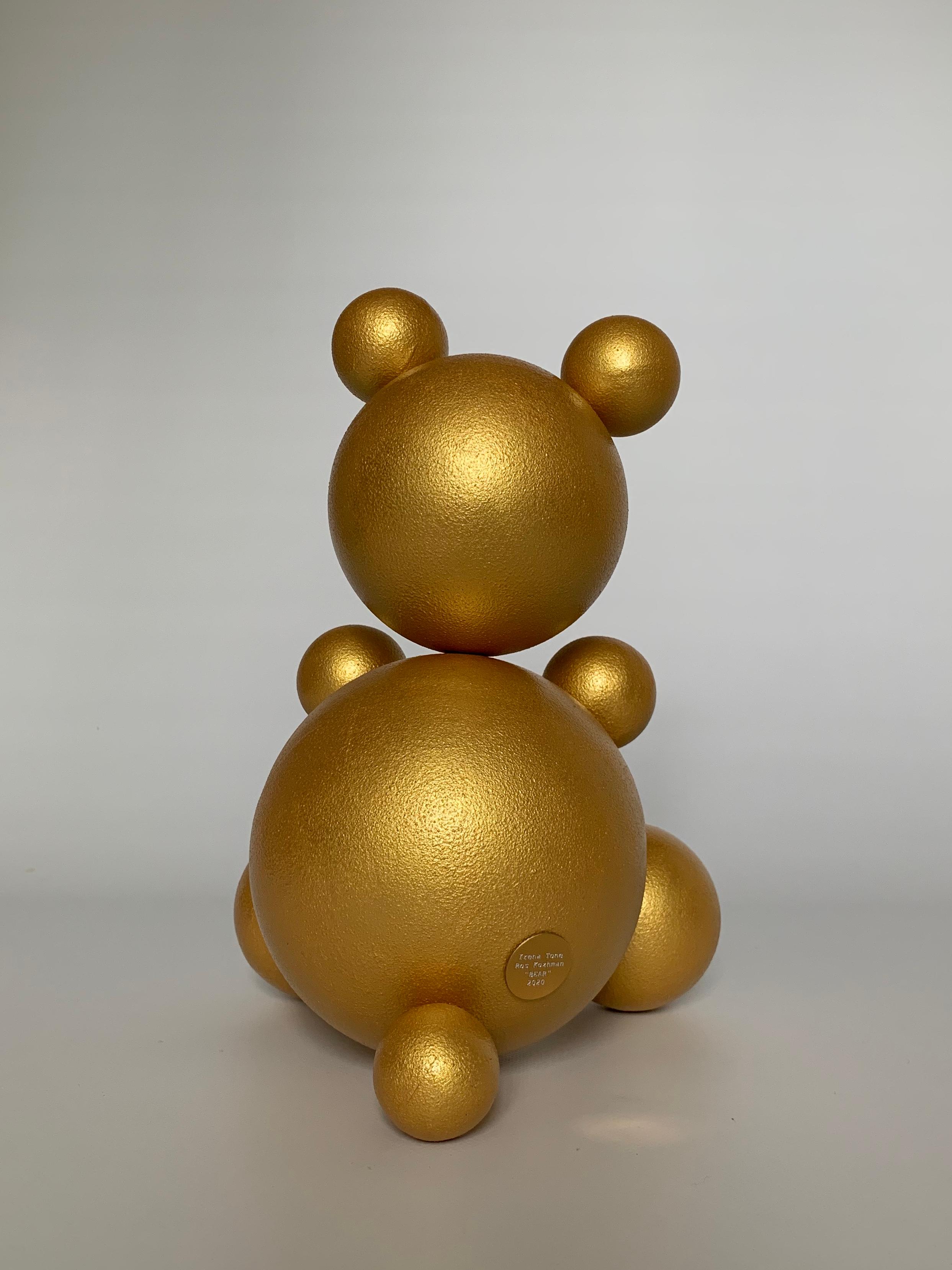 Made in Ukraine, 2020.


Art is the best gift, isn't it?
Do you like bears? Look at these tiny ears and tails! And look at their colorful fur... Aren't they sweet candy? A metal bear covered by acrylic is a sample of minimal contemporary sculpture.