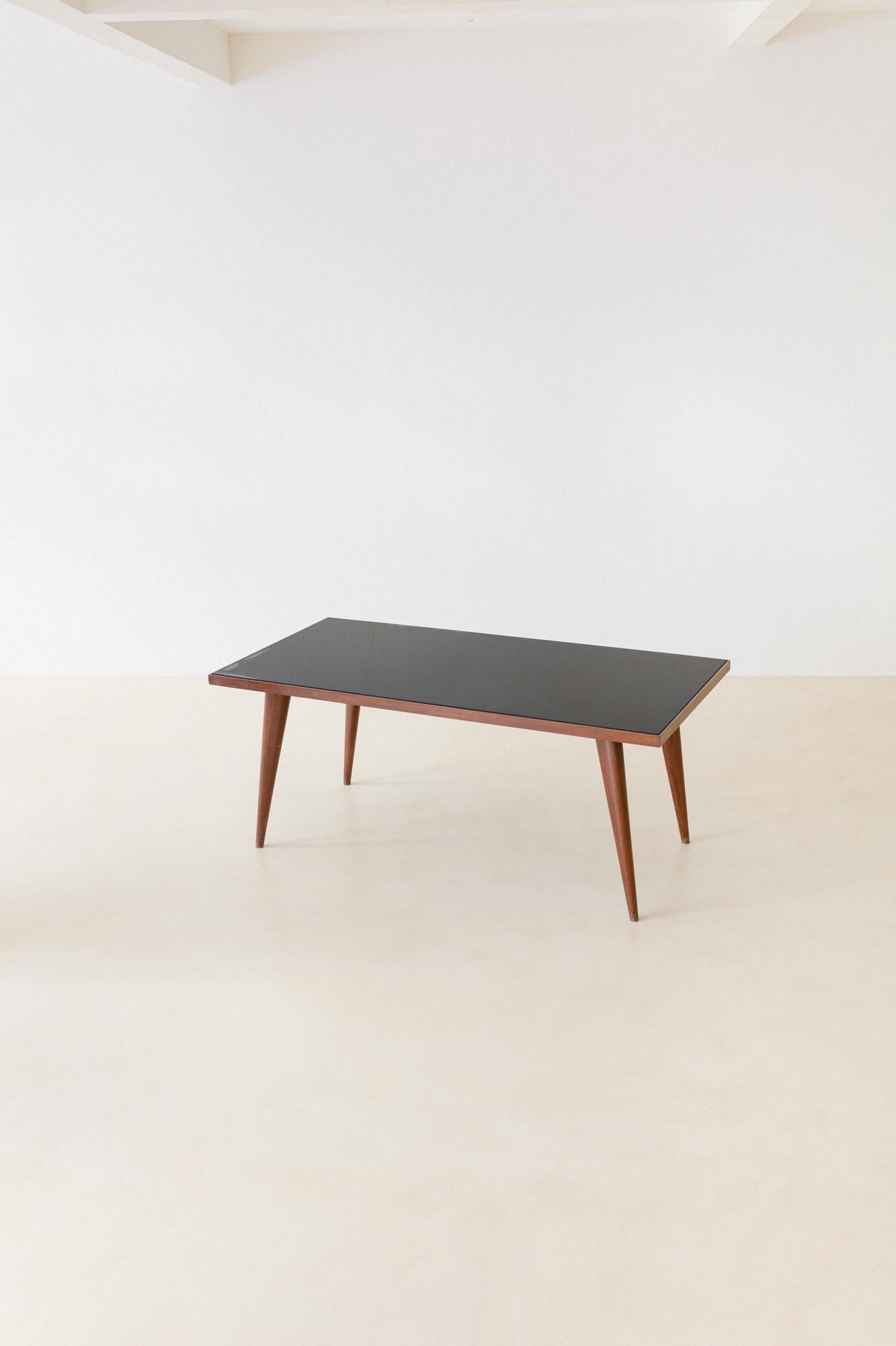 Mid-20th Century Rosewood Dining Table with Glass Top, Joaquim Tenreiro, 1947, Midcentury Brazil For Sale