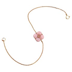 Rosy Mother Of Pearl Clover Natural Diamond Bracelet 18K Gold