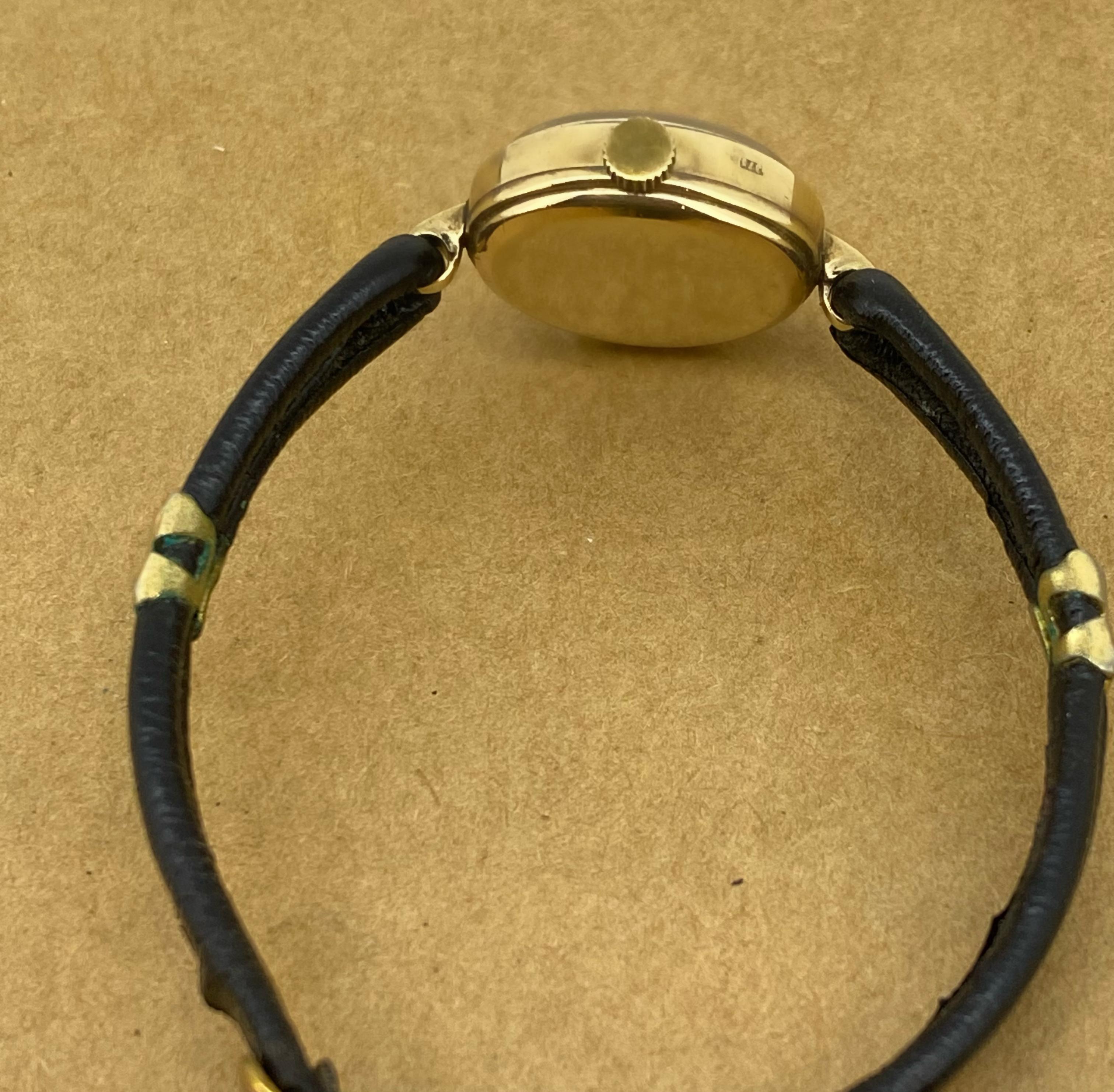 This sophisticated ladies’ timepiece is 
a classy & elegant Retro Cocktail Wristwatch 
is by Swiss brand Rotary 

An epitome of timeless luxury & class, 
this ladies’ dress watch is dating from 1960’s, 
yet it’s in beautiful condition & in excellent