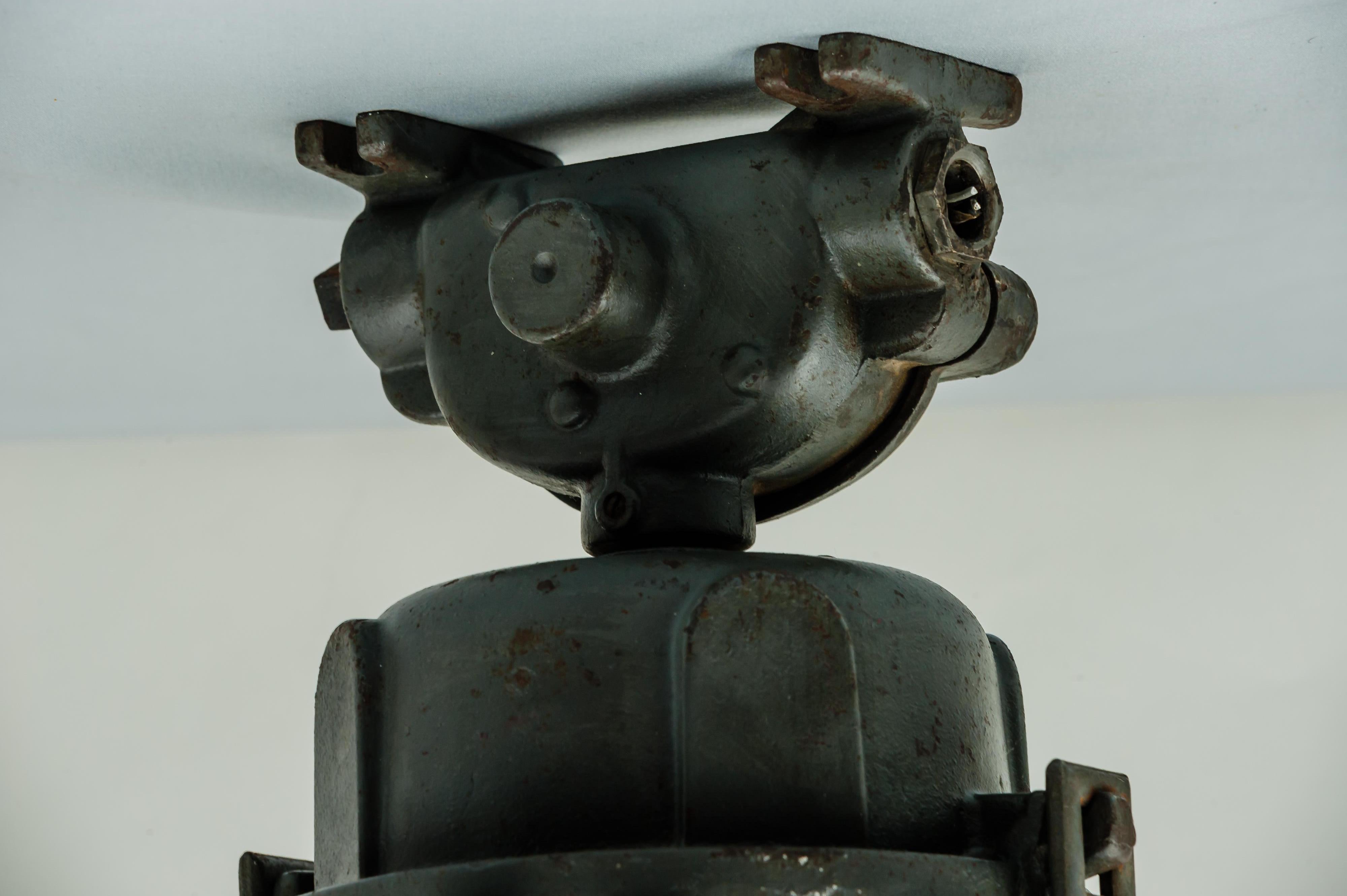 Rotating and Heavy Industry Schaco Lamp, 1930s 3