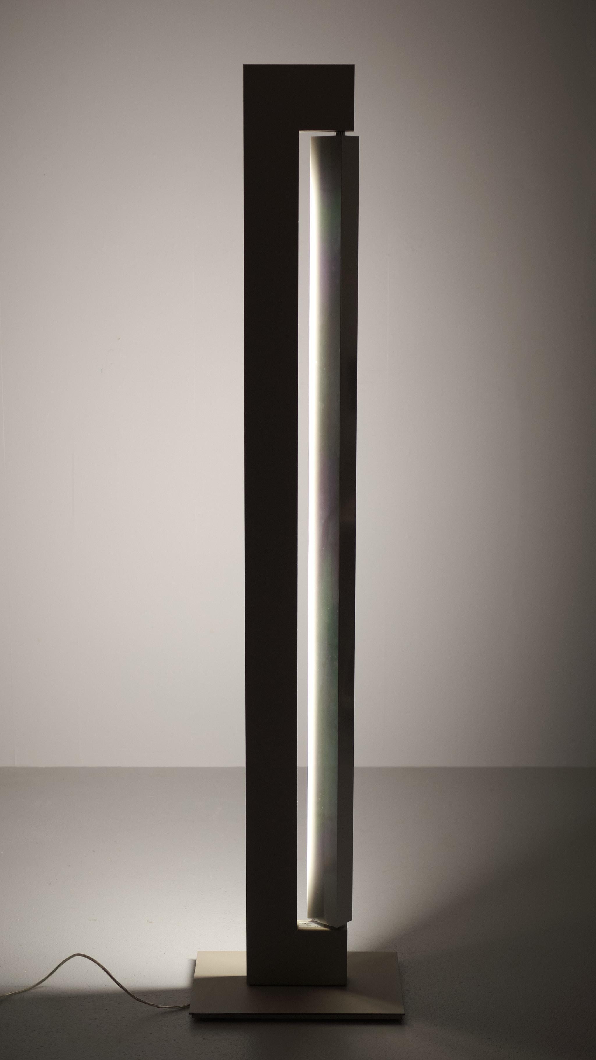Rotating Ara floor lamp by Ilaria Marelli  by Italian-Luce 1980s  For Sale 4