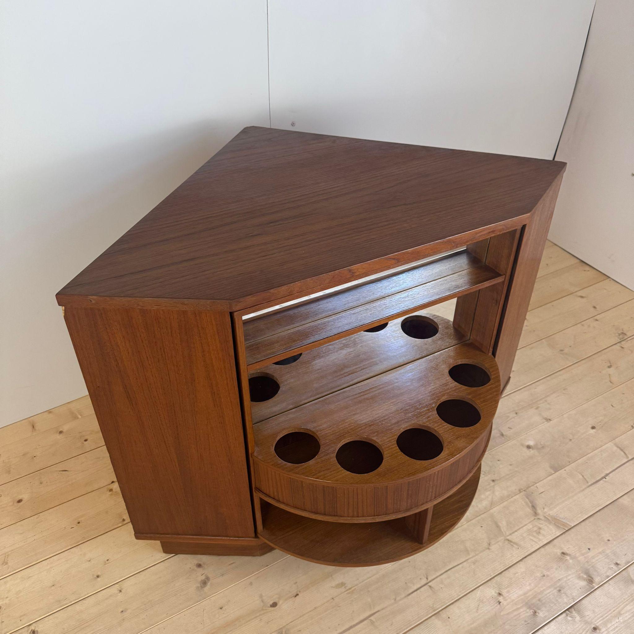 Veneer Rotating bar cabinet in teak, Denmark 1960 For Sale