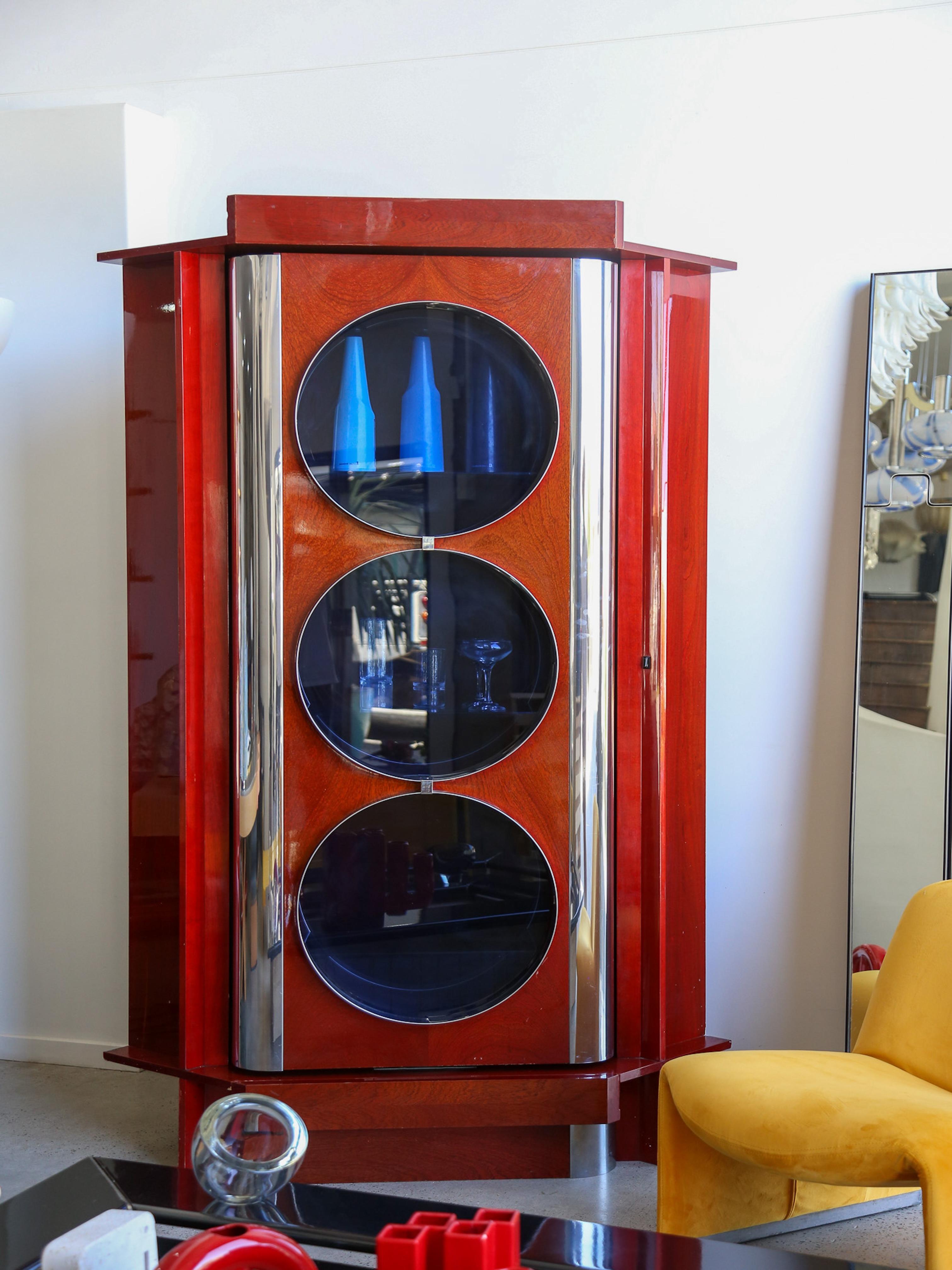 Mid-Century Modern Rotating Dry Bar Cabinet in the Style of Willy Rizzo in Wood & Chrome