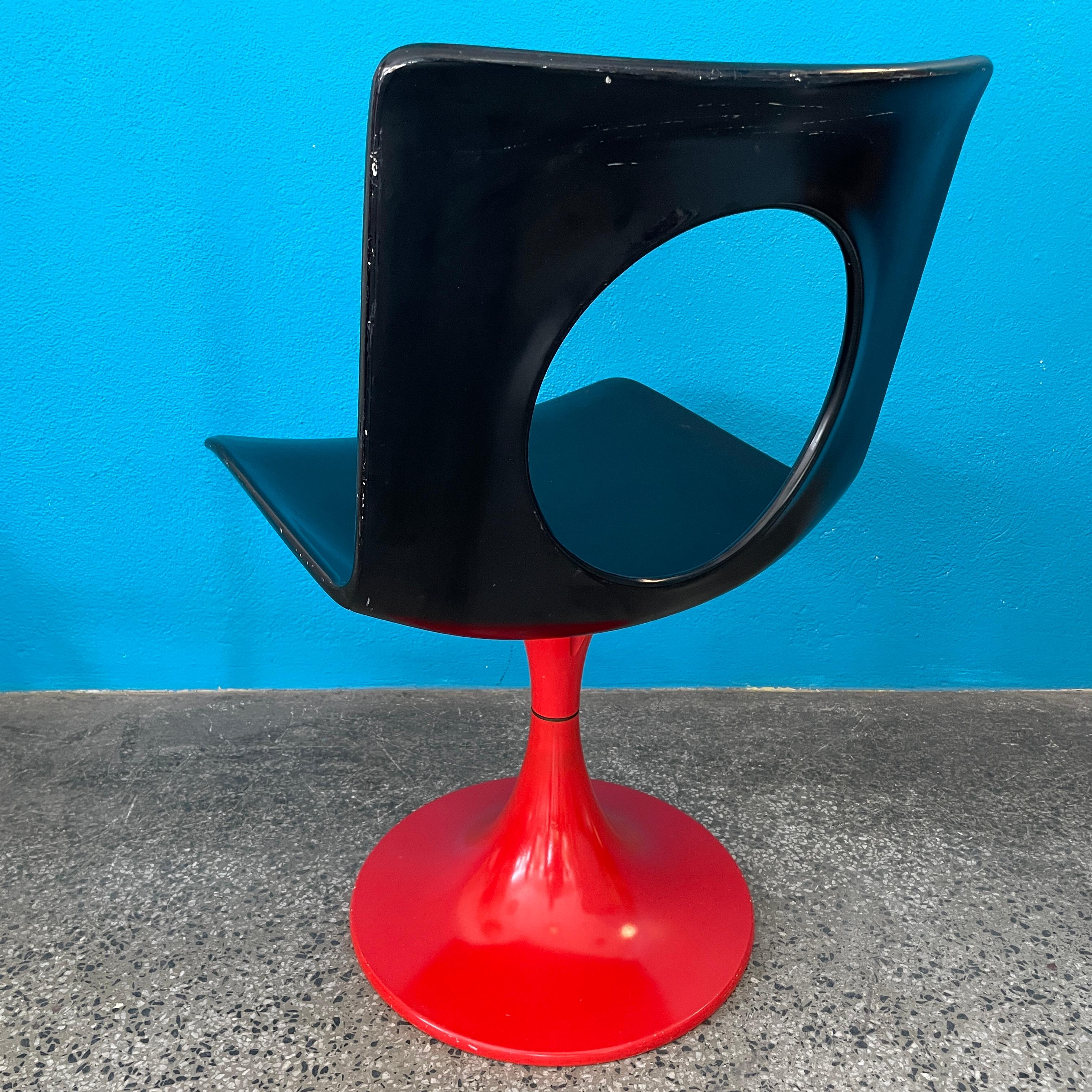 Finnish Rotating Fiberglass Chair By Carl Gustaf Hiort af Ornäs, Finland 1971