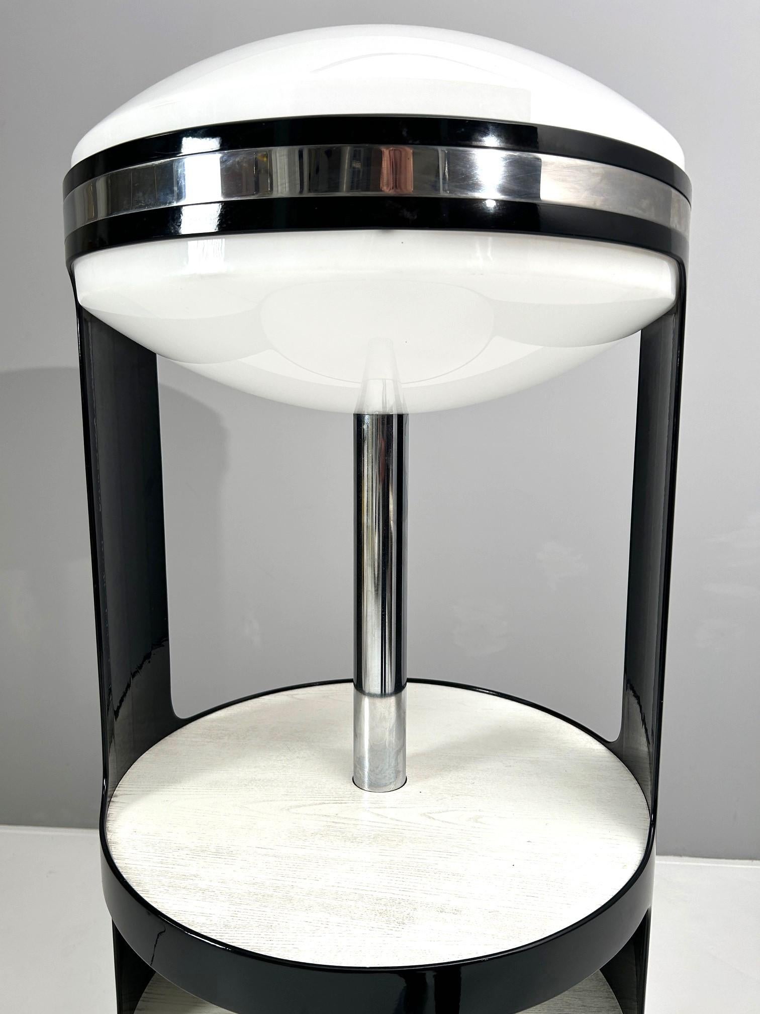 Rotating, illuminated vintage bar in the style of Joe Colombo, 1970 For Sale 1