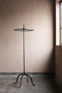 Rotating Iron Circle Clothes Rack with forged legs